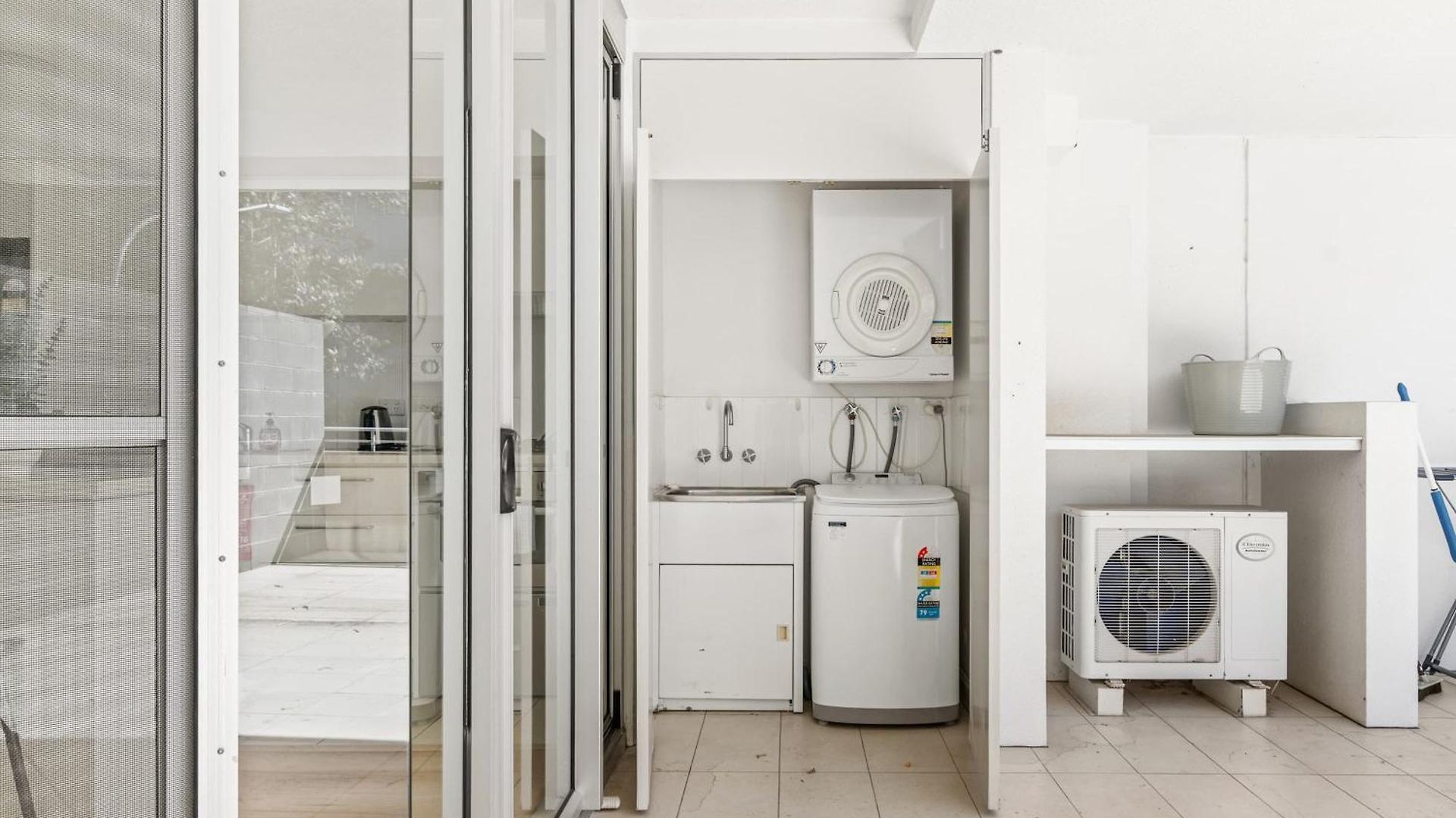 Cassa Kg - 1b1b Modern Close To Qut & Apartment Brisbane
