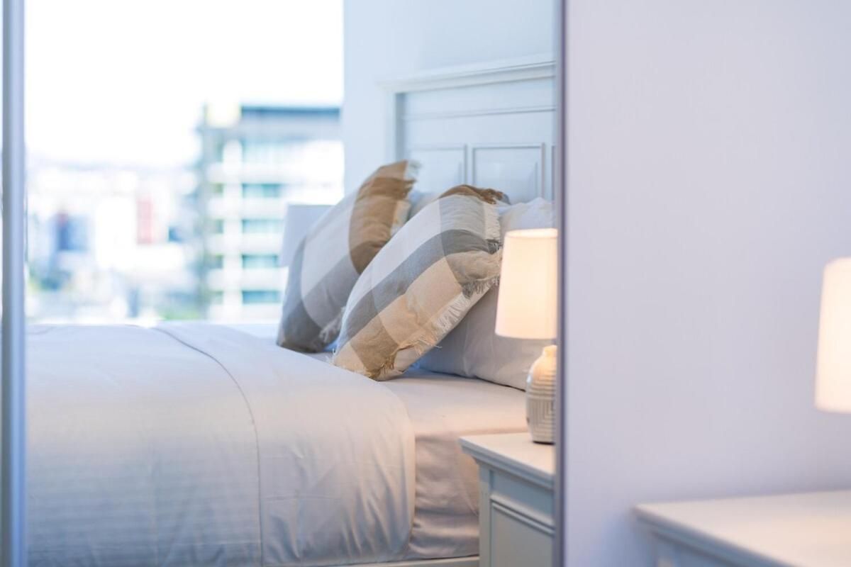 And River View 2b2b With Free Parking Apartment *