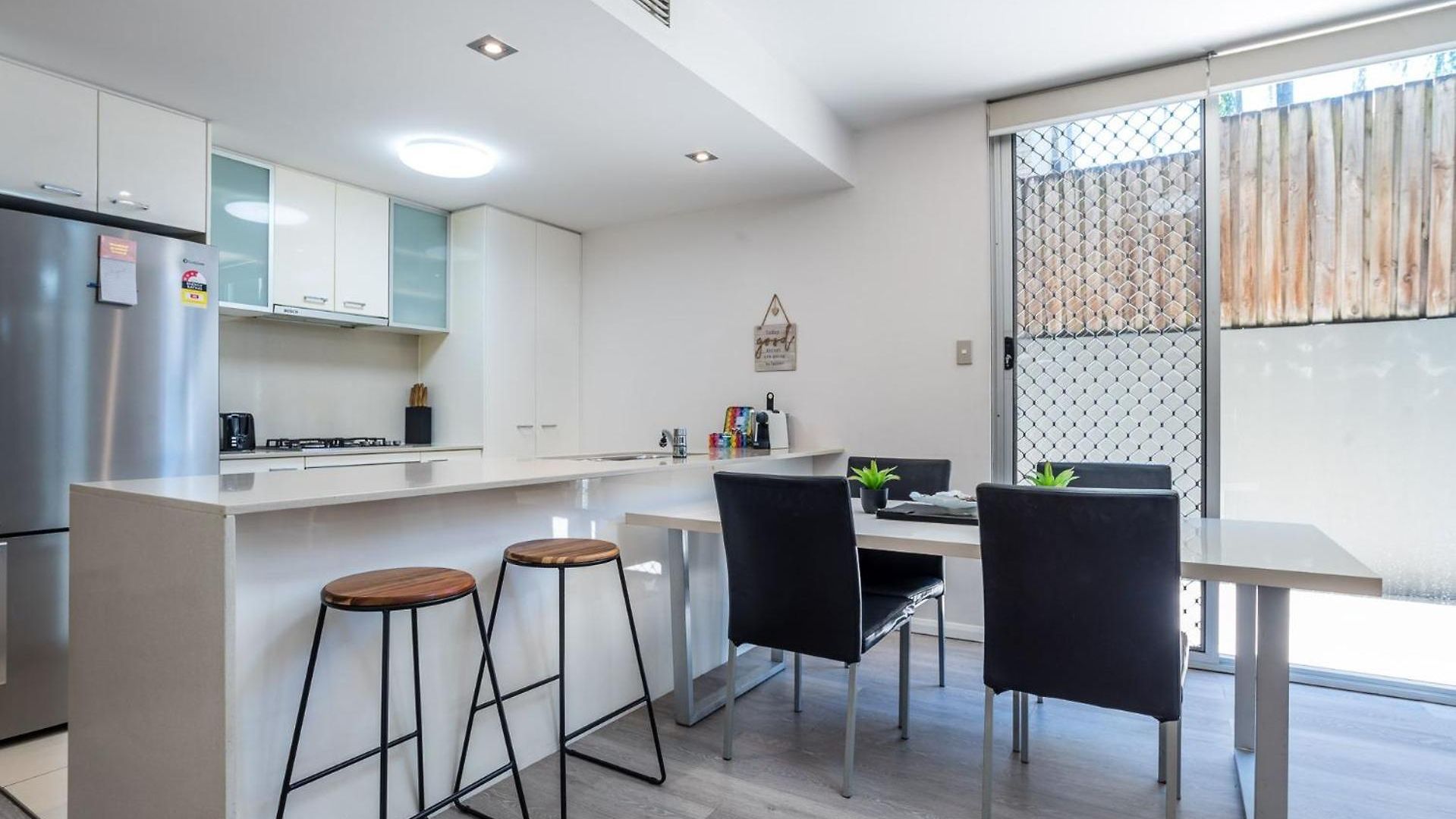 Edge Albion Pool, Patio & Access Apartment *