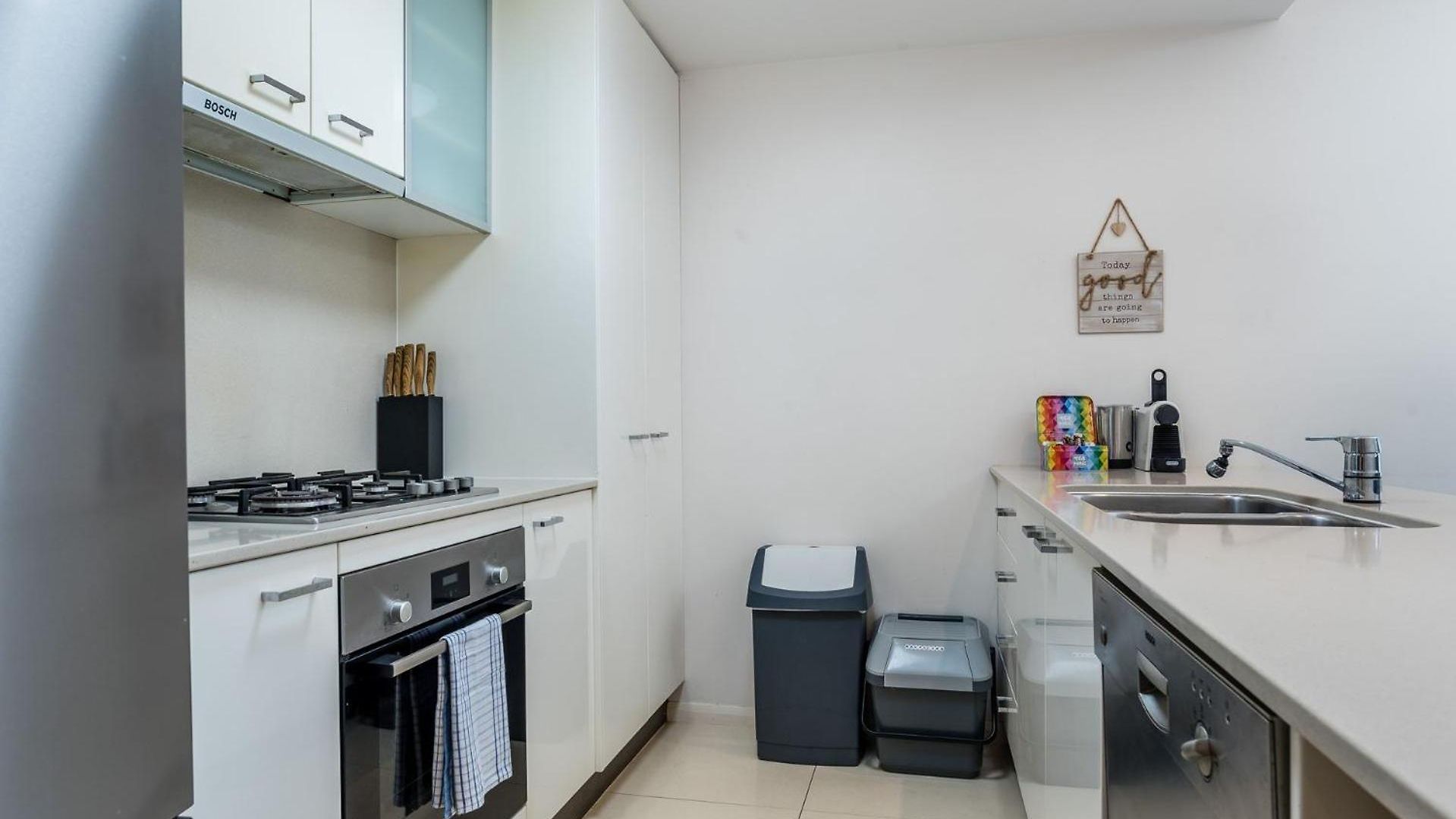 Apartment Edge Albion Pool, Patio & Access Brisbane