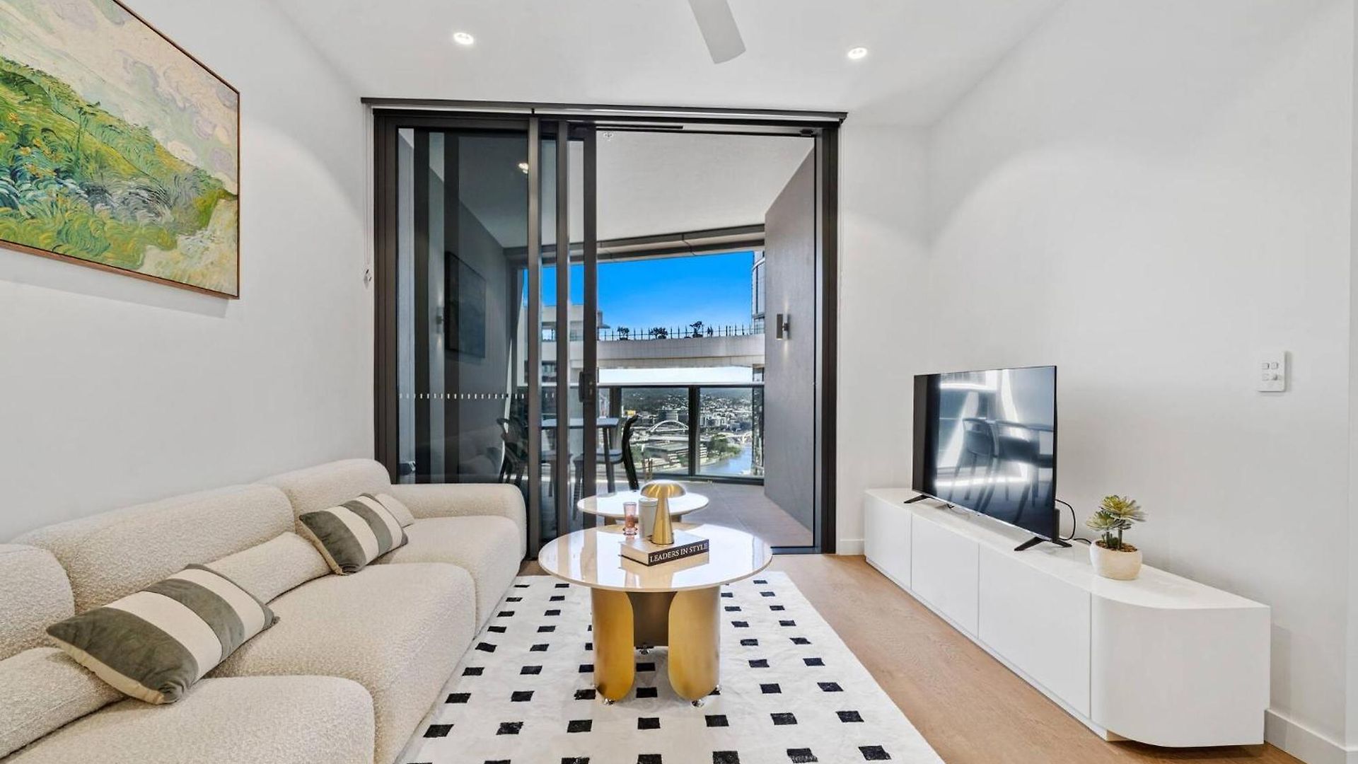 2br Lv 23 Queens Wharf With Carpark - Privately Managed Apartment