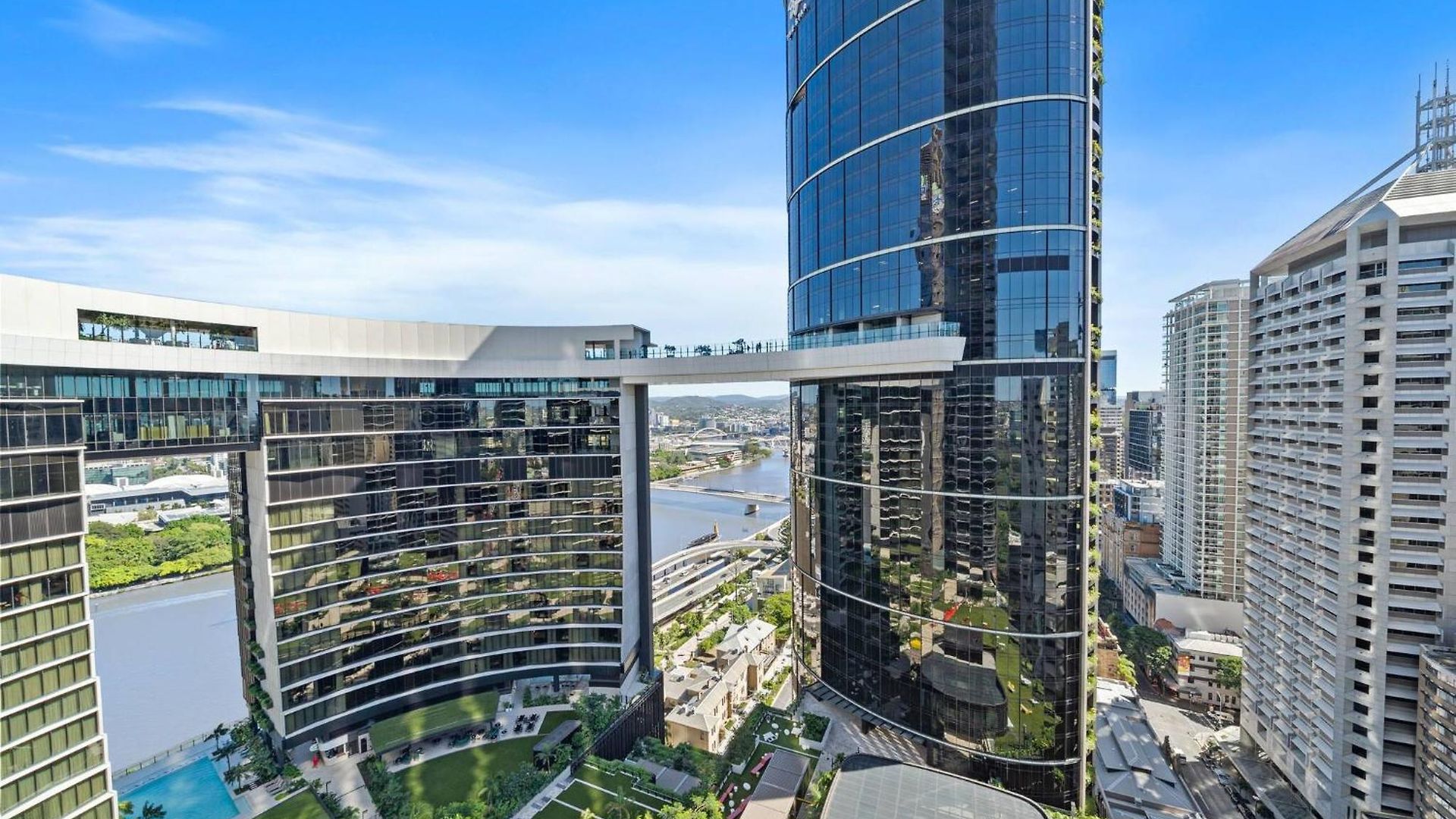 Apartment 2br Lv 23 Queens Wharf With Carpark - Privately Managed
