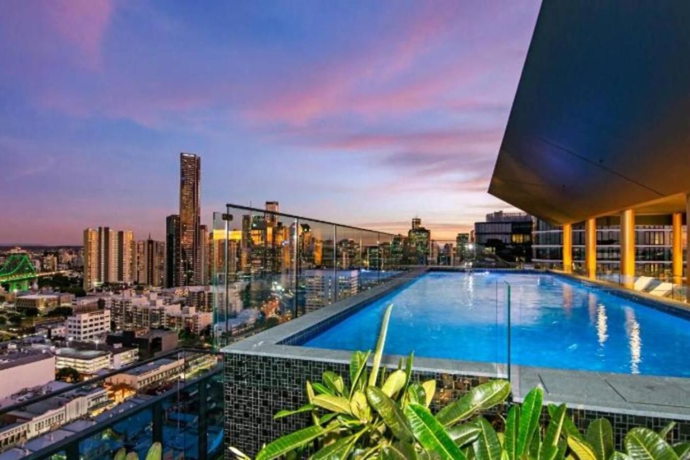 Modern 2br Aprtmnt Fortitude Valley Prime Location *