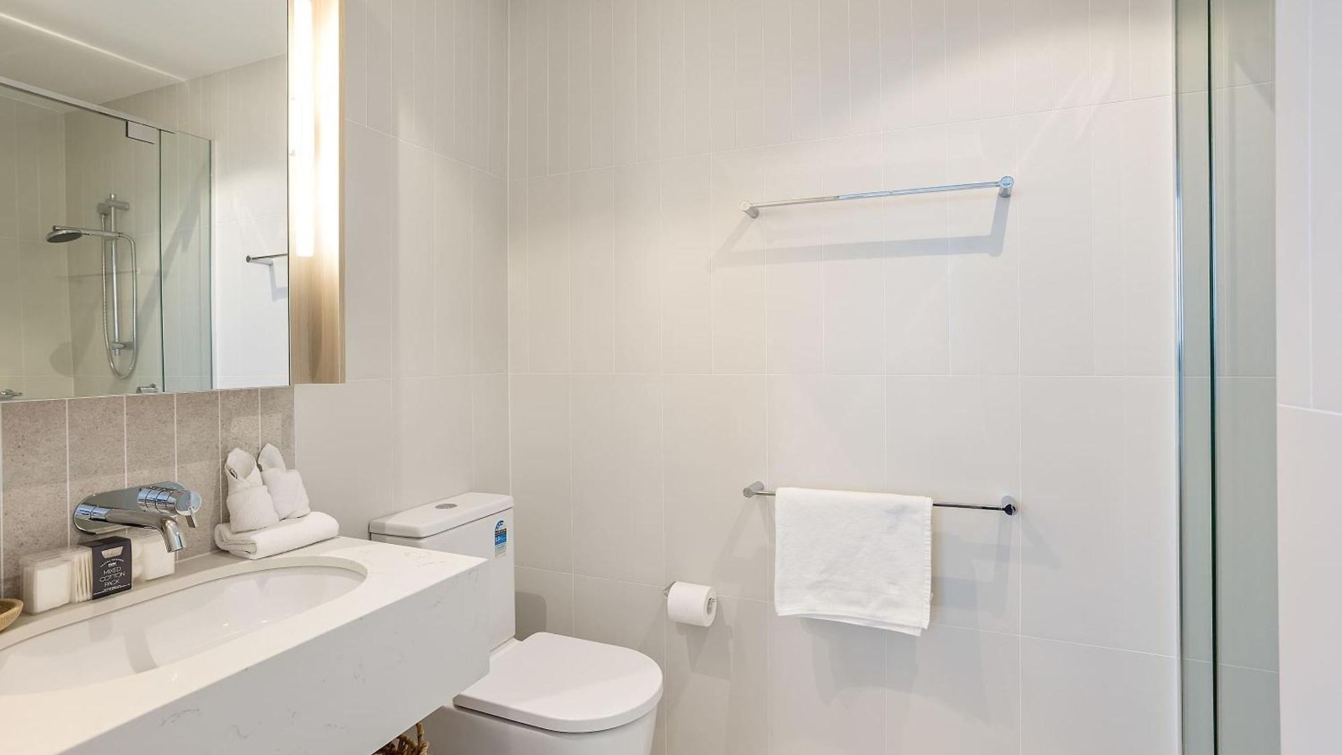 Apartment Iconic Views Queen's Wharf 2br By Casino And South Bank