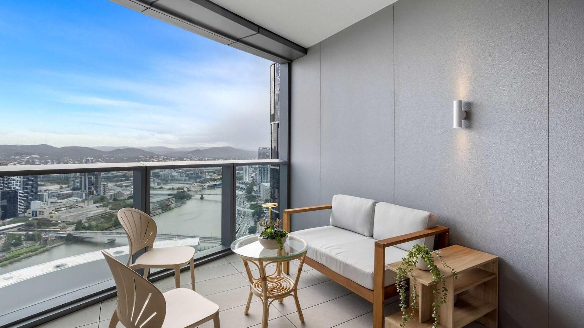 Iconic Views Queen's Wharf 2br By Casino And South Bank Apartment