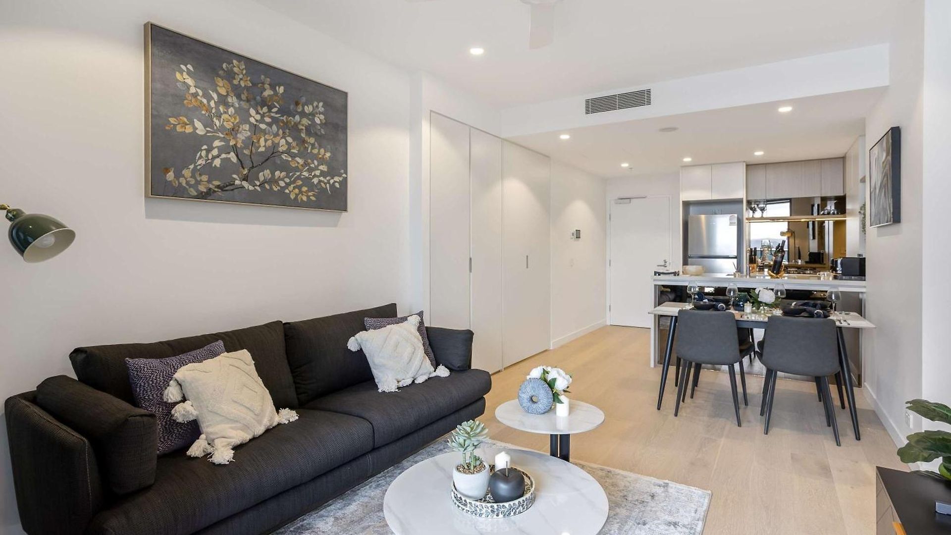 Iconic Views Queen's Wharf 2br By Casino And South Bank *