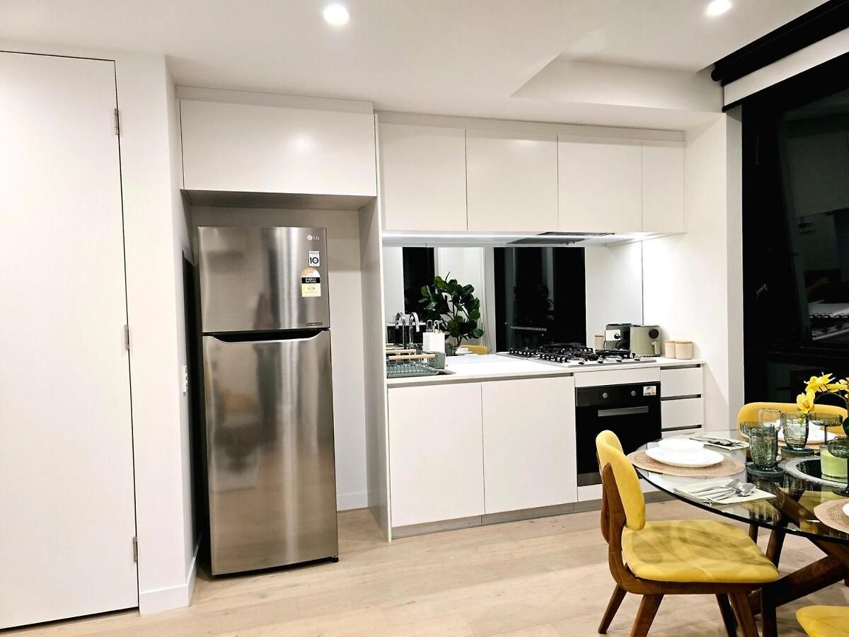 Modern Cbd With Skyline Views , Pool Gym & Free Parking * Brisbane