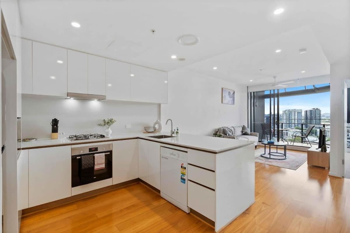 Capri - Executive 1br In Fortitude Valley Parking