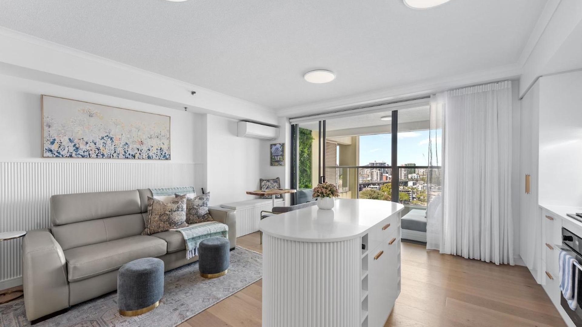 Apartment Sweet - 1bed-1bath-1car-views - Cbd Brisbane