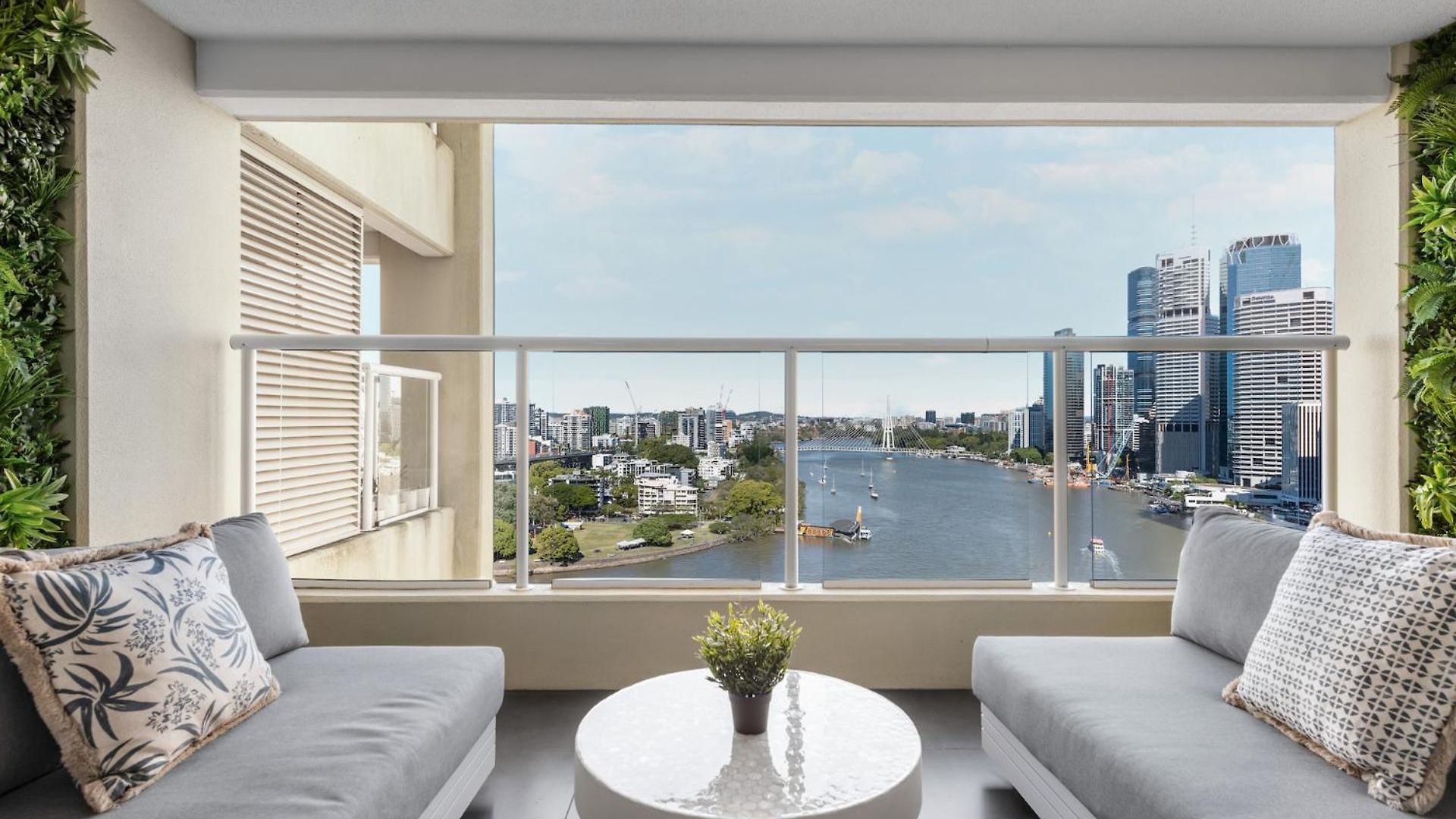 Apartment Sweet - 1bed-1bath-1car-views - Cbd