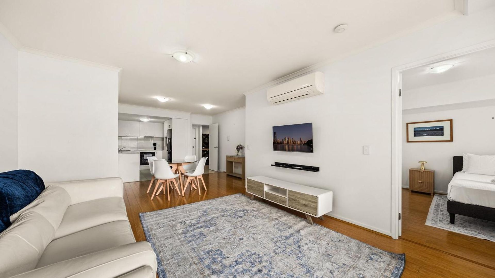 Modern 2-bed With Gym & Sauna Access Brisbane