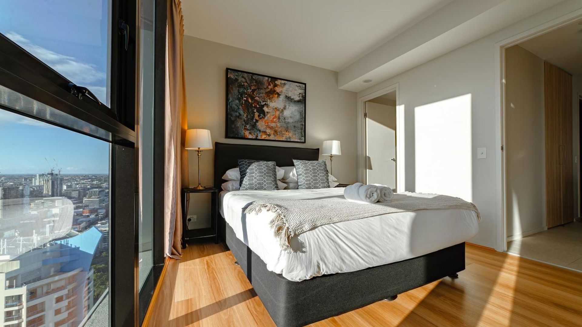 Lux 35th Floor 2br 2bath, Infinity Pool, Gym, Wifi Brisbane