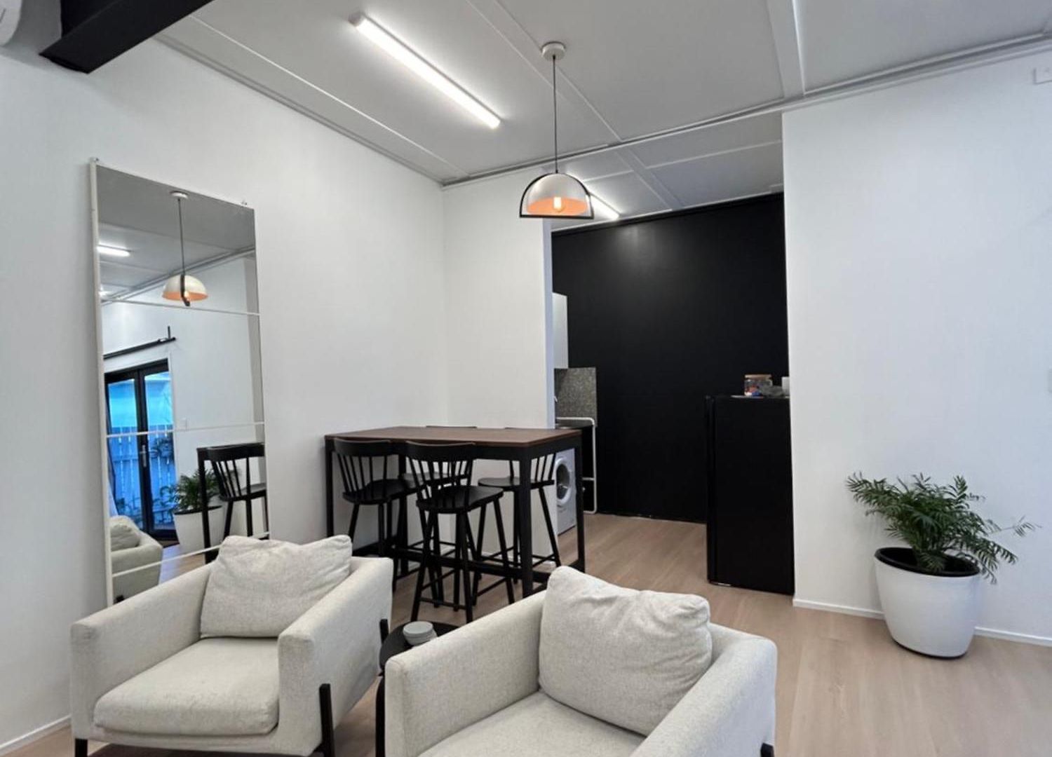 West Hub. Private Infrared Sauna Near & Much More! New Purpose Built Loft Style! * Brisbane