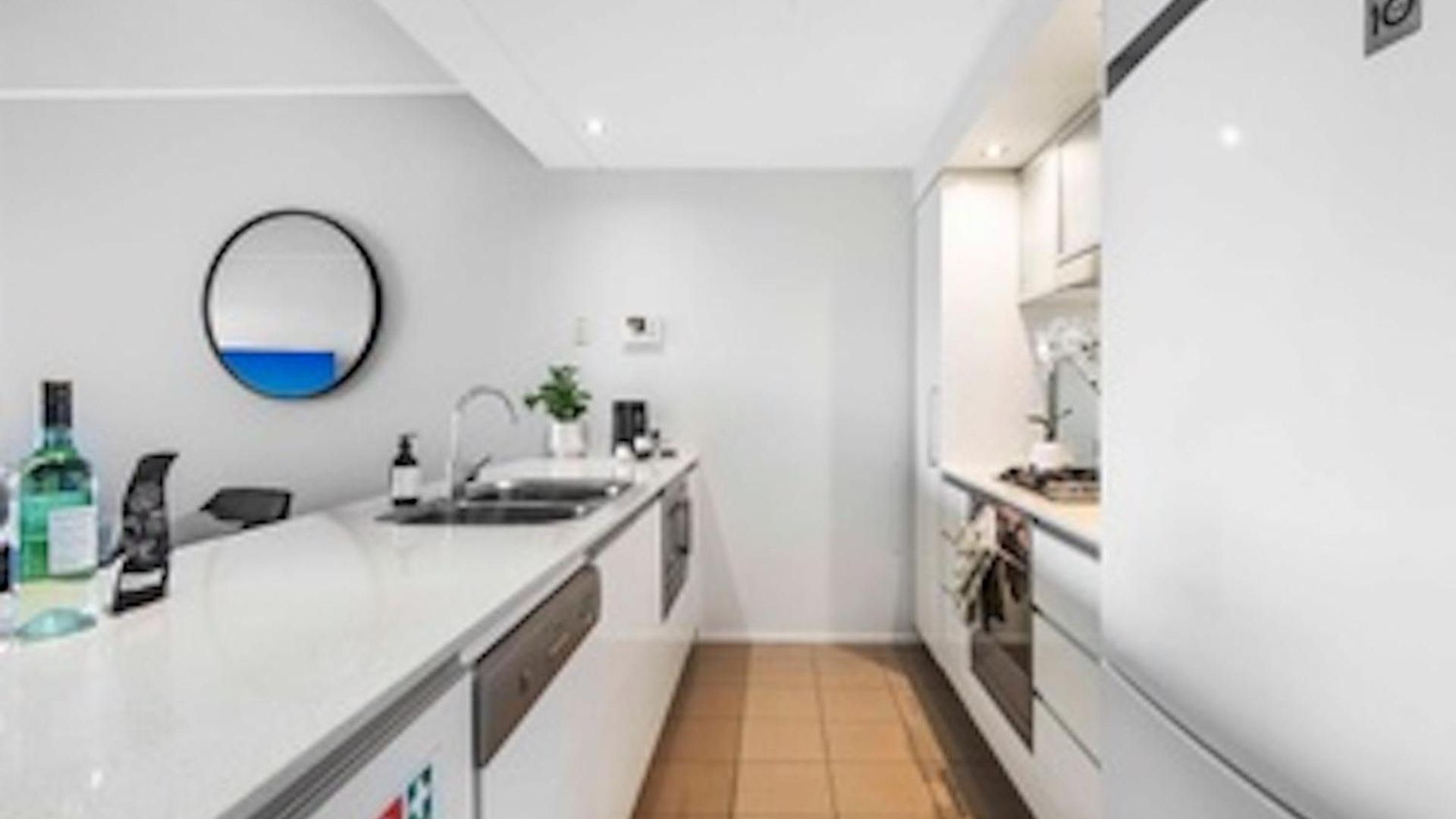 Holly's Skyline-views, Pool, Spa, Cbd Apartment Brisbane
