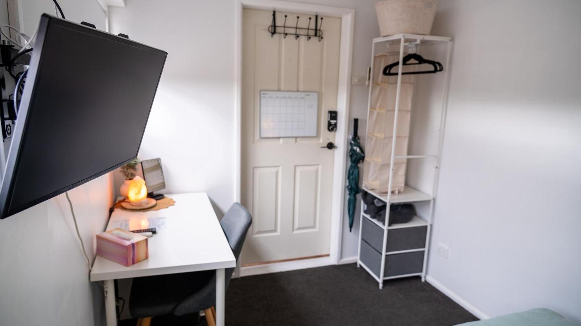 Hot Tub, Ice Bath, Gym, Sauna, Pool Table Coorparoo Haven Homestay