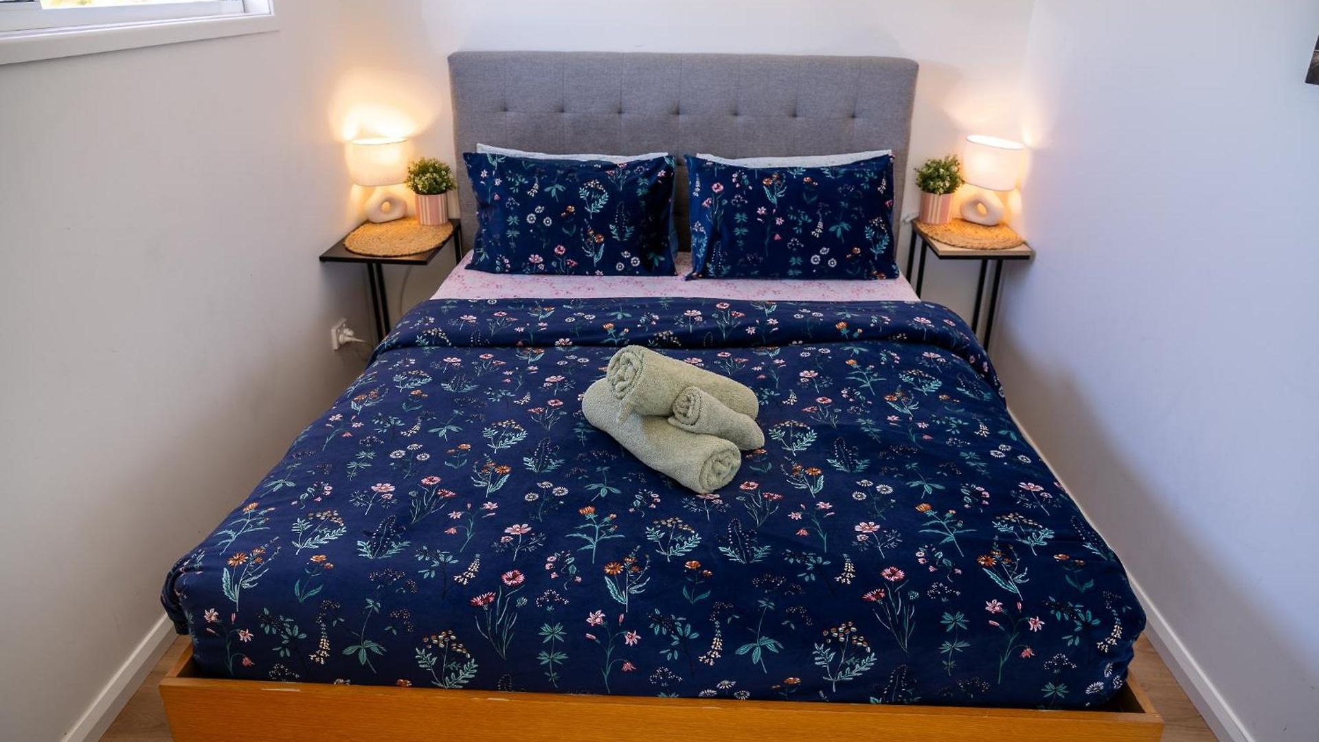 Hot Tub, Ice Bath, Gym, Sauna, Pool Table Coorparoo Haven