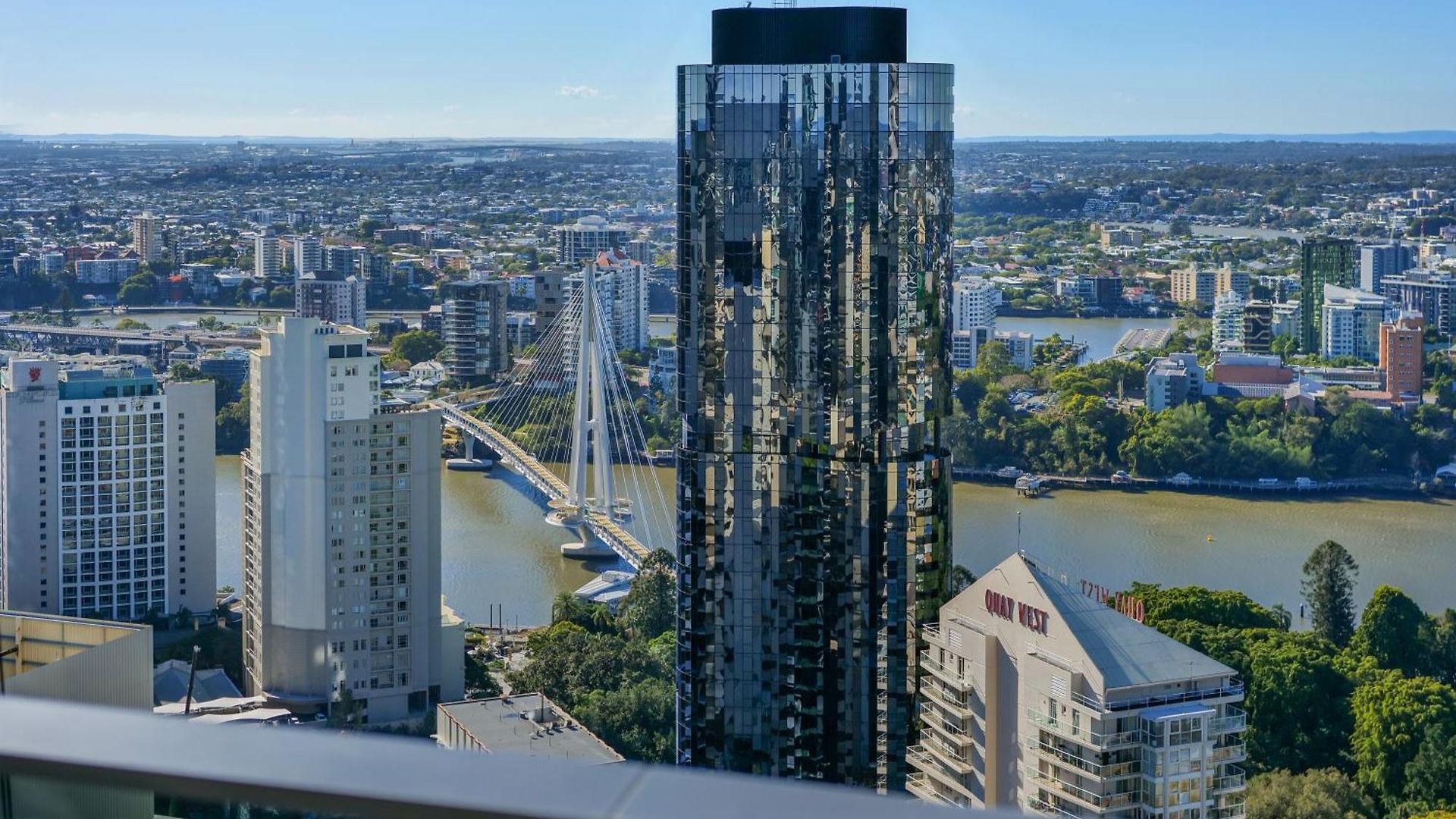 The Gemini - Queens Wharf - 3bd Luxury & Carpark Apartment