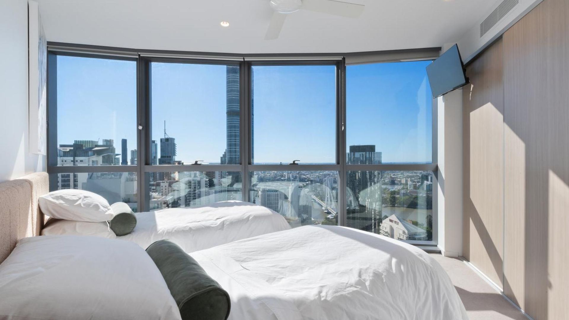 The Gemini - Queens Wharf - 3bd Luxury & Carpark * Brisbane