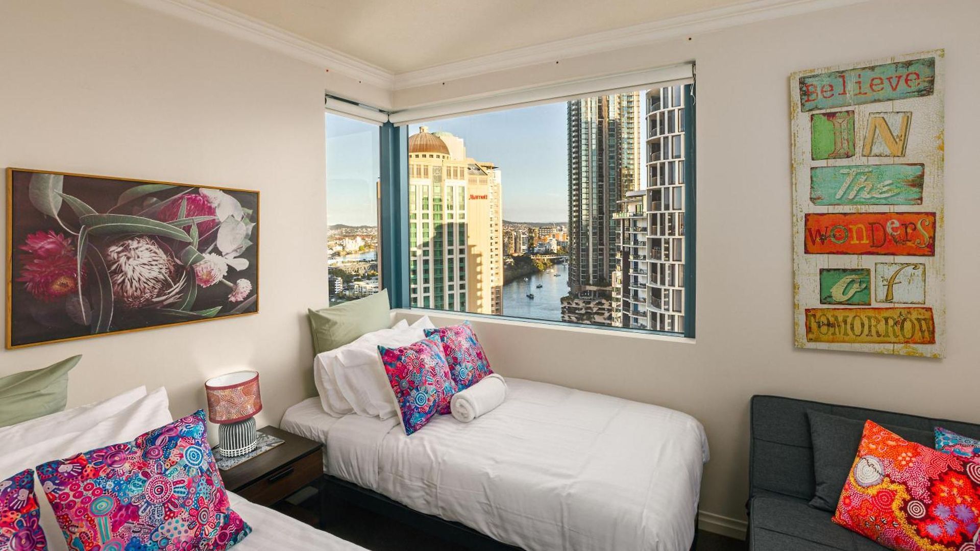 Indigescapes River Views Sleeps 6 Includes Carpark * Brisbane