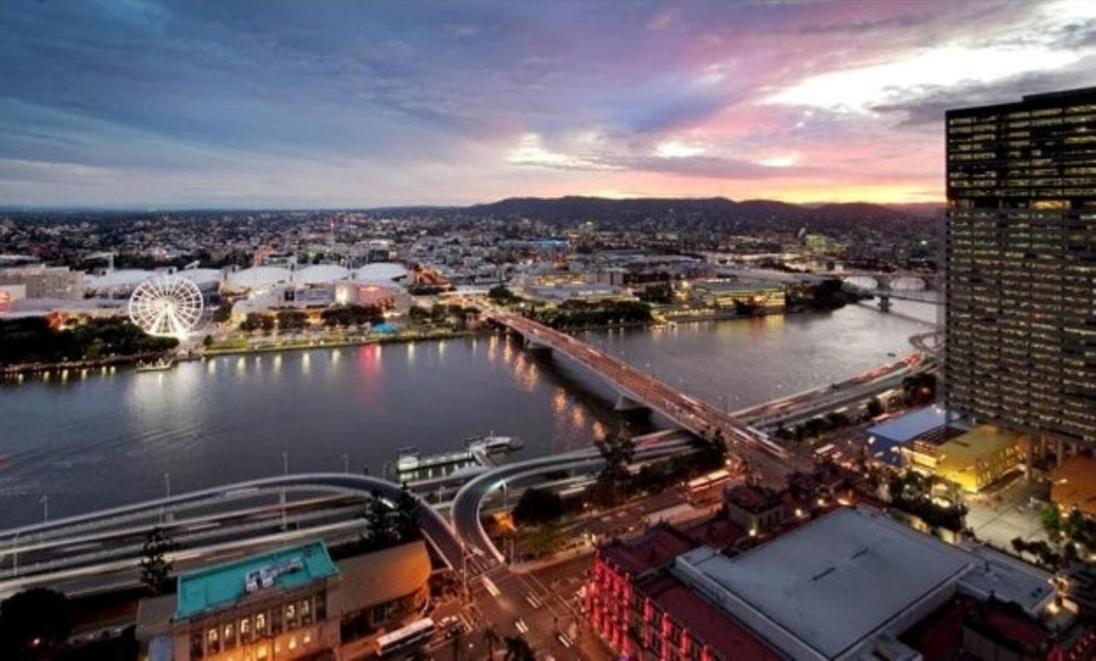 Coastal Escape With River Views In Casino Towers Brisbane