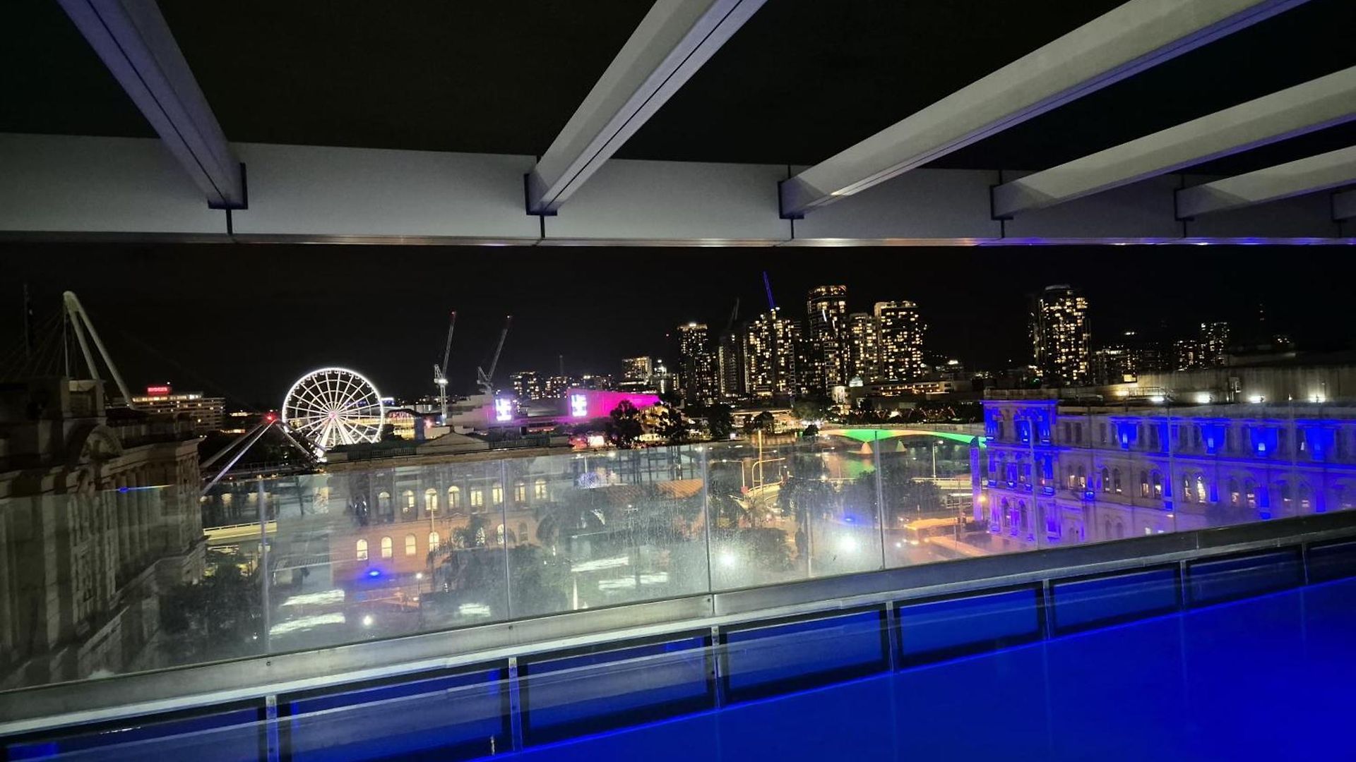 Coastal Escape With River Views In Casino Towers