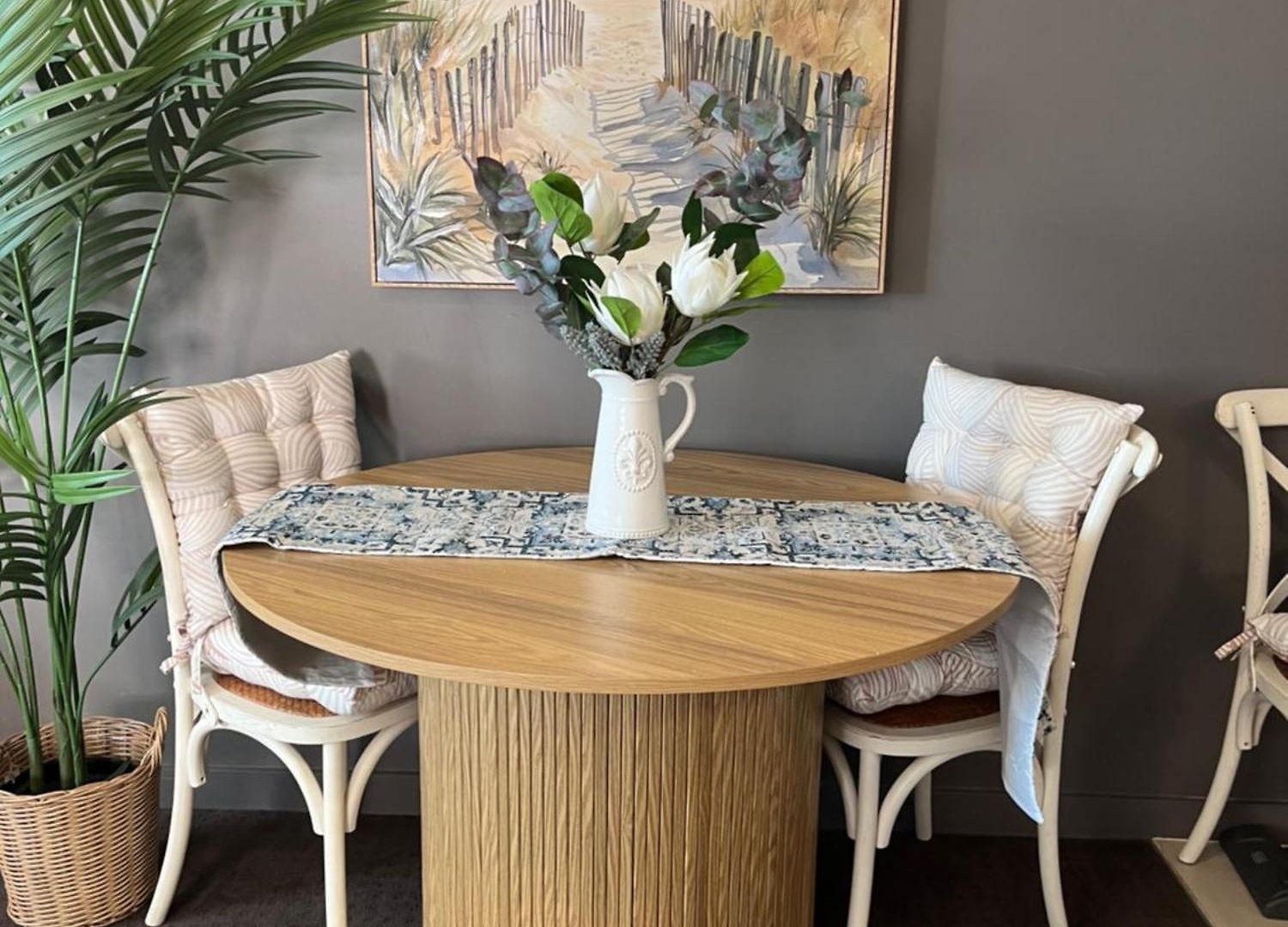 Apartment Coastal Escape With River Views In Casino Towers *