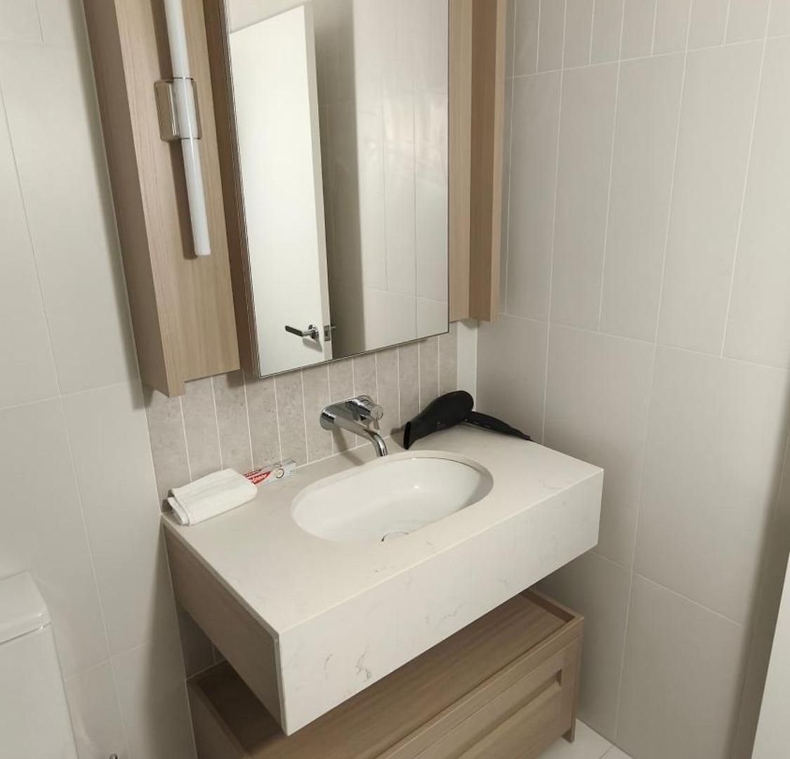 40 Queens Wharf 1 Bedroom