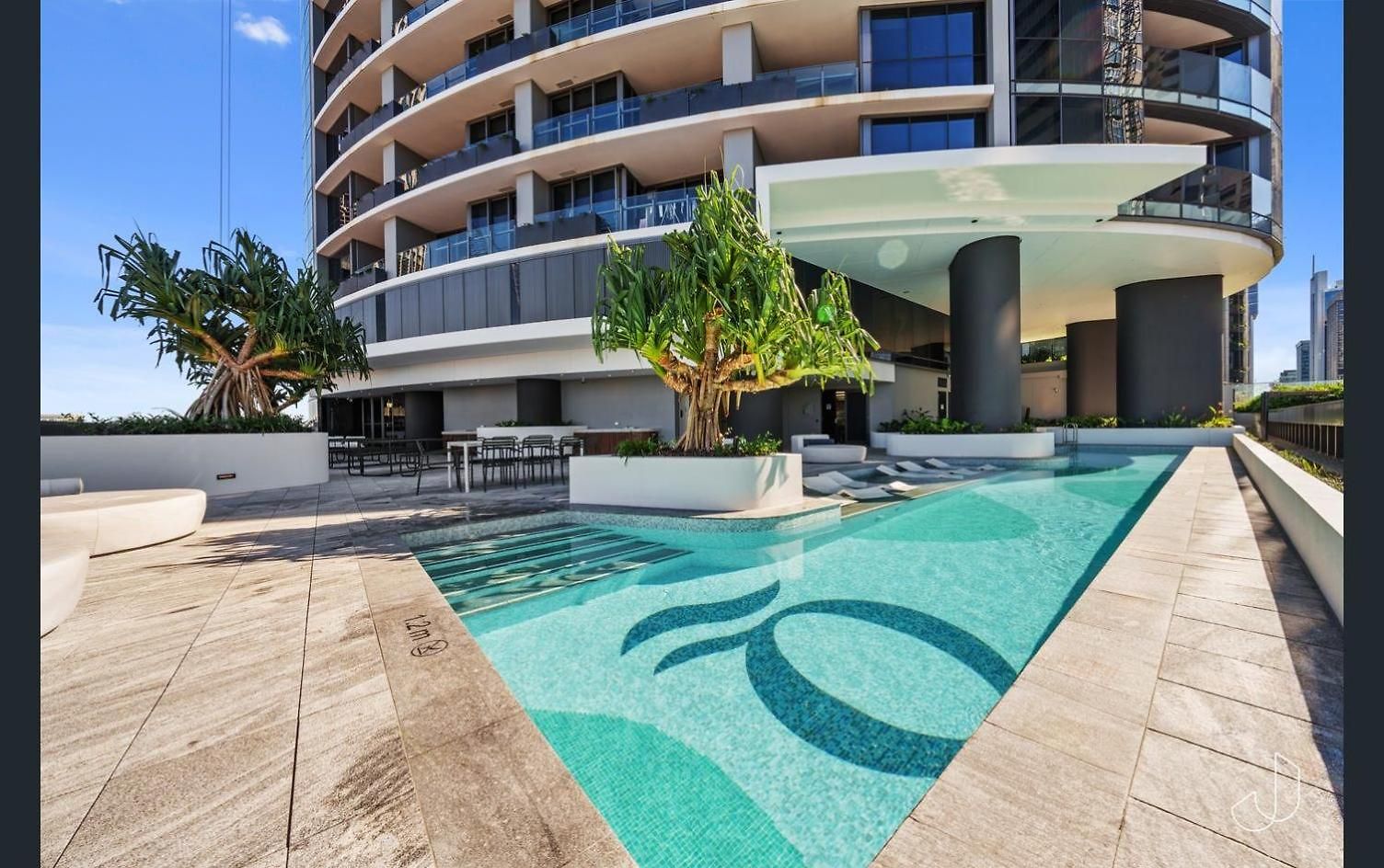 40 Queens Wharf 1 Bedroom *