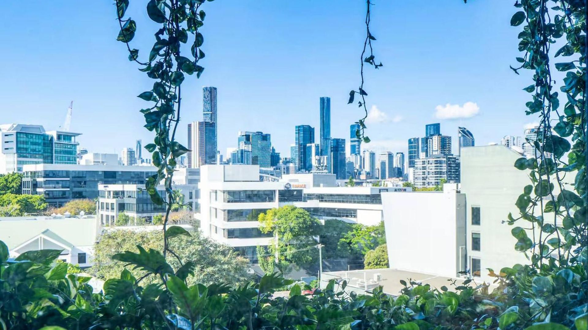 Urban Edge - Mins To Suncorp Stadium & Bne *