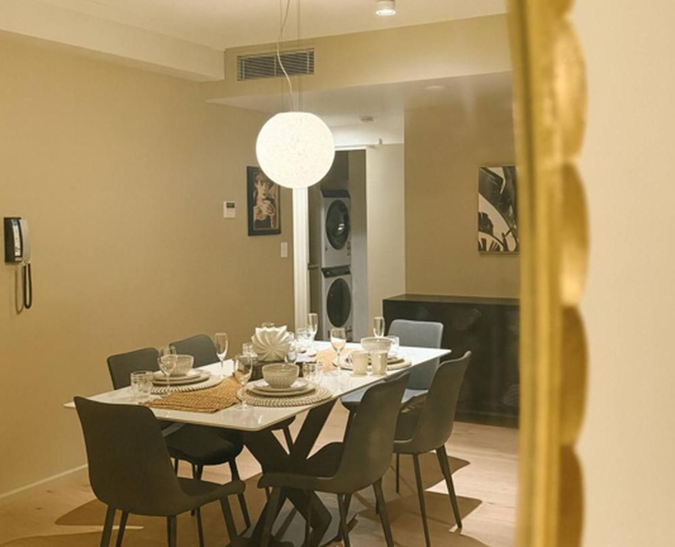 3br Retreat At South Bank Near The Beach! *