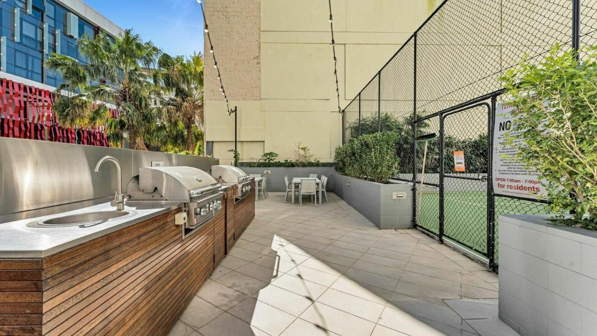 River Views 2 Bed 2 Bath Secure Parking Apartment Brisbane