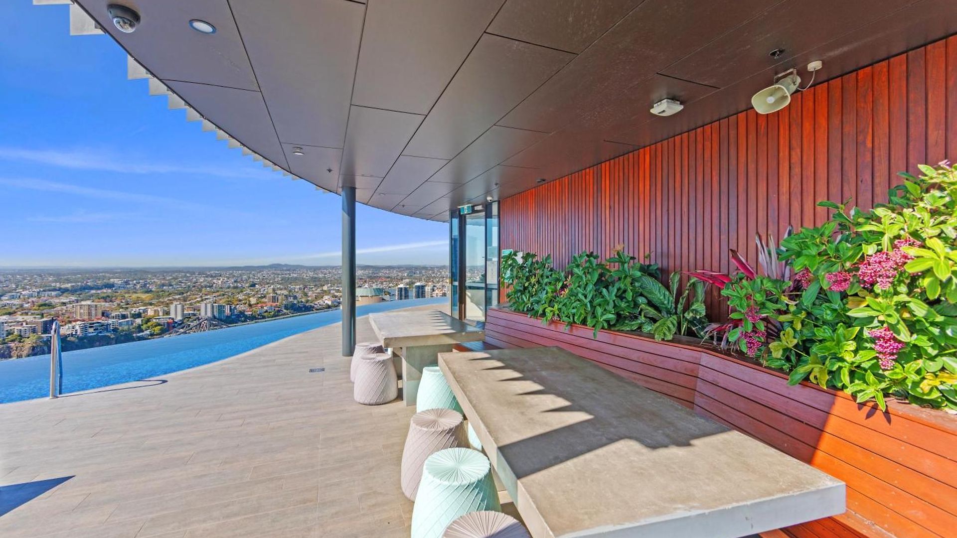 Spire Residences By Cllix Aparthotel Brisbane