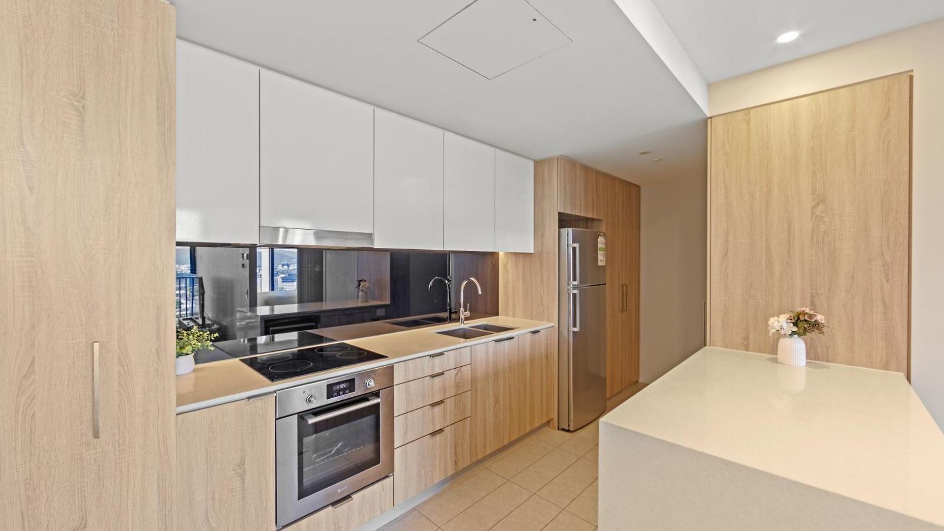 Spire Residences By Cllix 5*