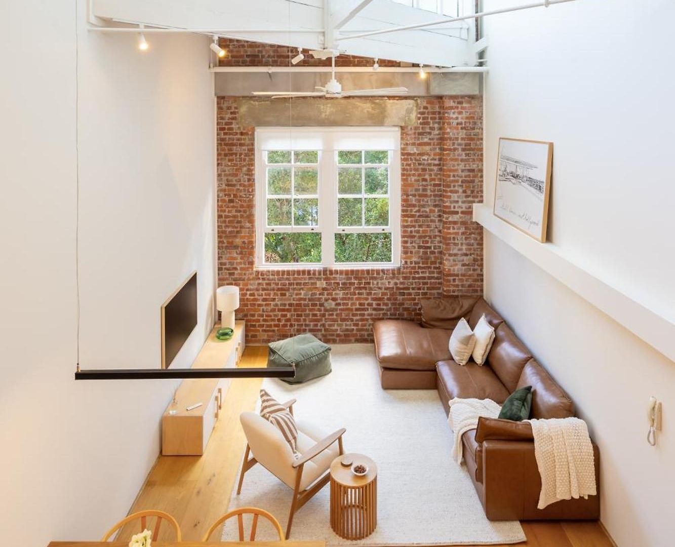 Apartment Riverside Loft 2bed,2bath Park Pool