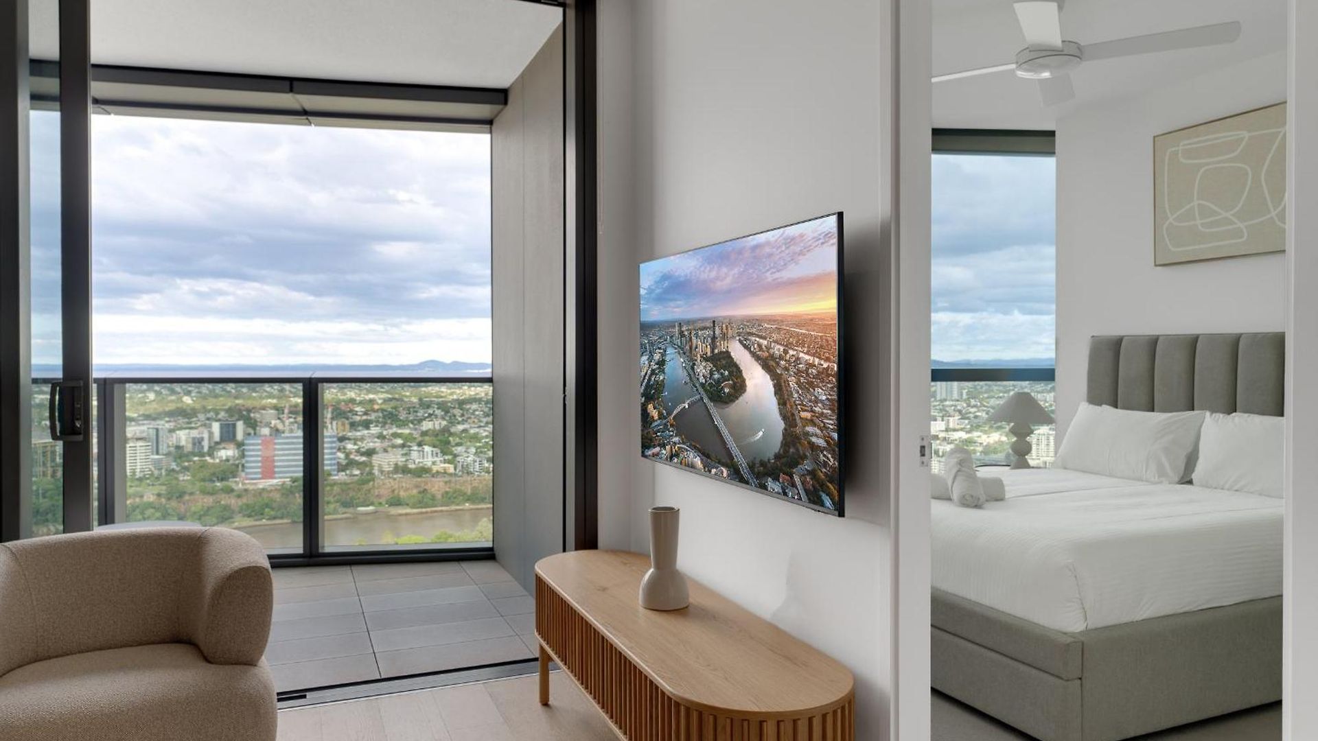 Modern - 1 Bedroom In Queen's Wharf Walk To Casino * Brisbane