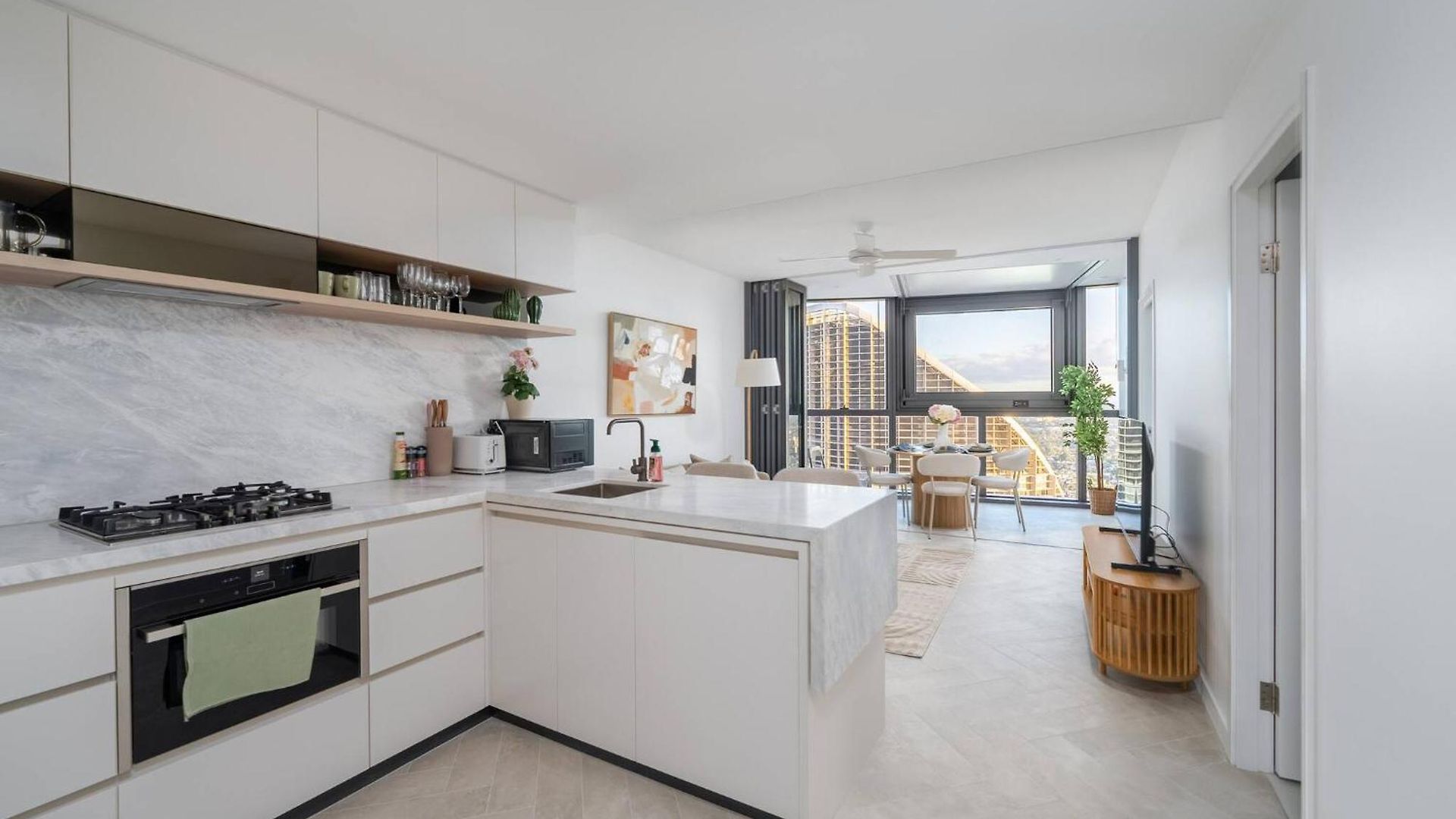 Queen's Wharf 1bed - Lv 60 Skyline Reverie Apartment *