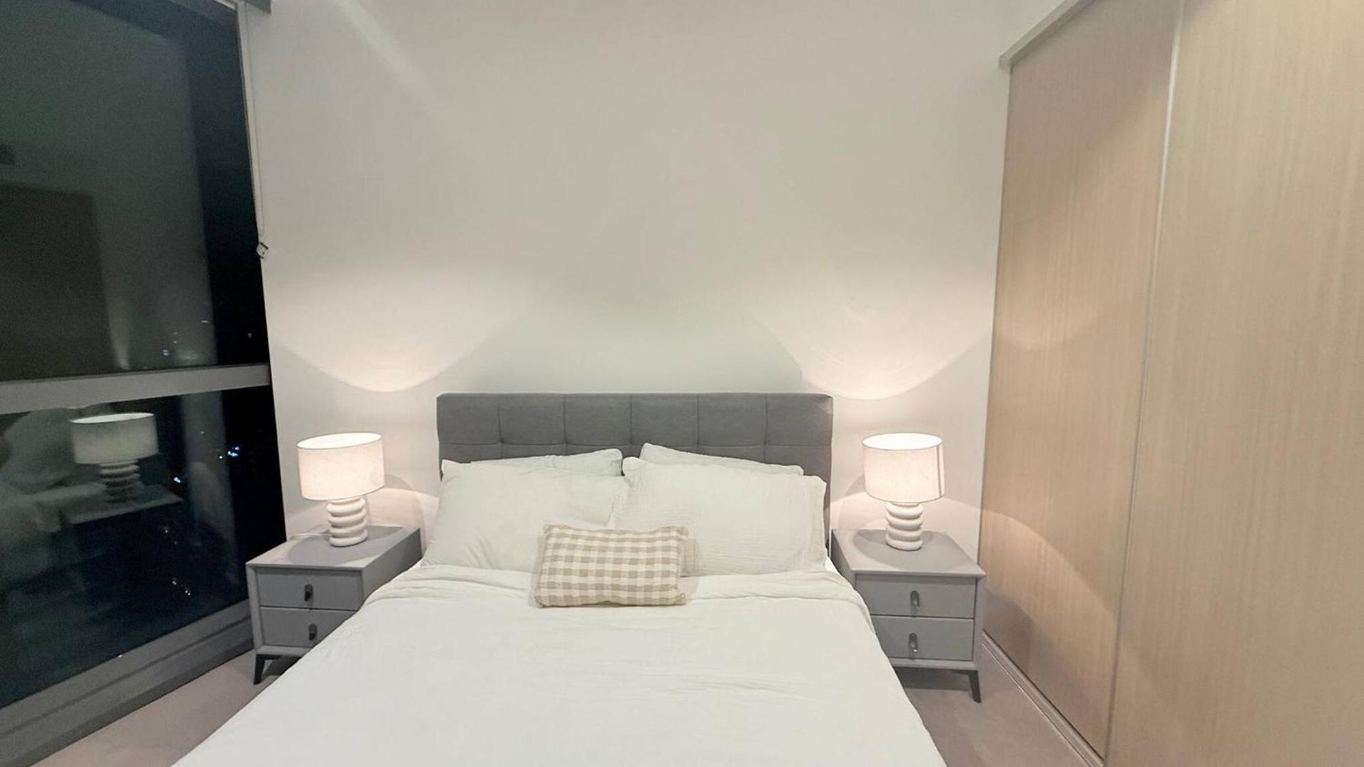 Queen's Reach - Brand New On Star Casino Bne