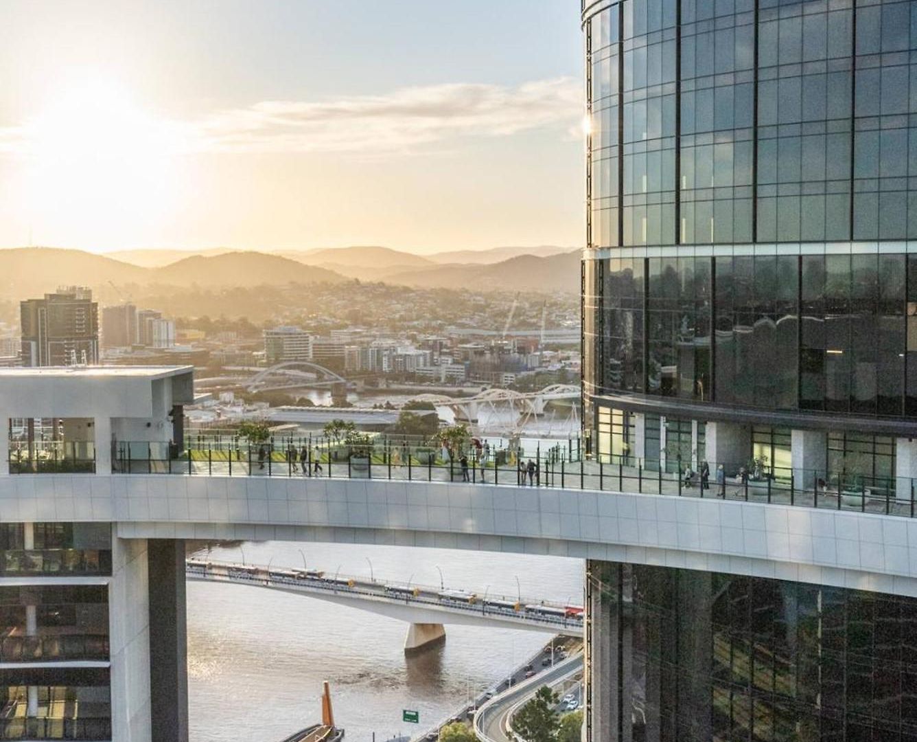 Queen's Reach - Brand New On Star Casino Bne *