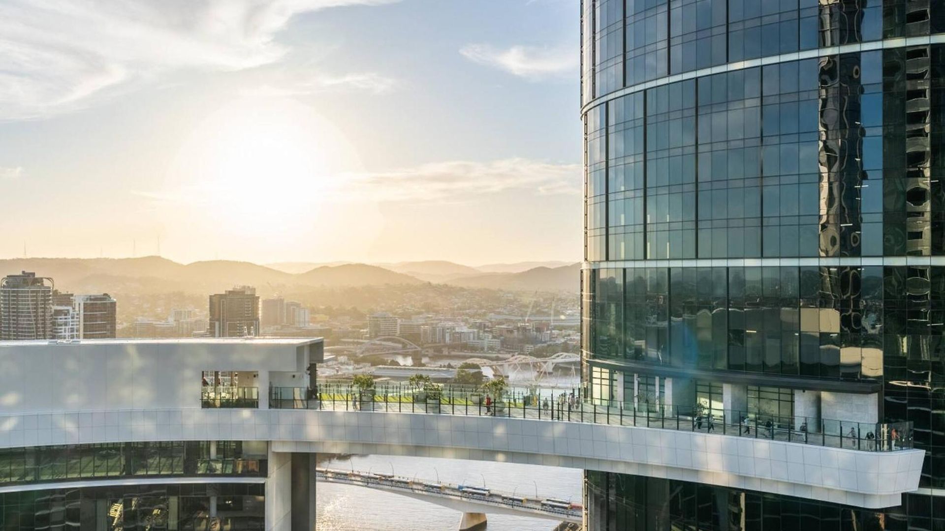 Queen's Reach - Brand New On Star Casino Bne *