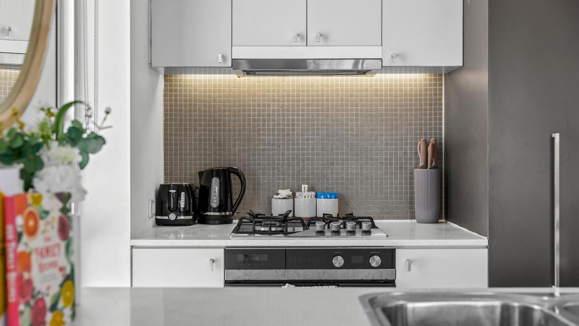 Stylish 3br - Huge Park On Doorstep - 5 Min To Cbd * Brisbane