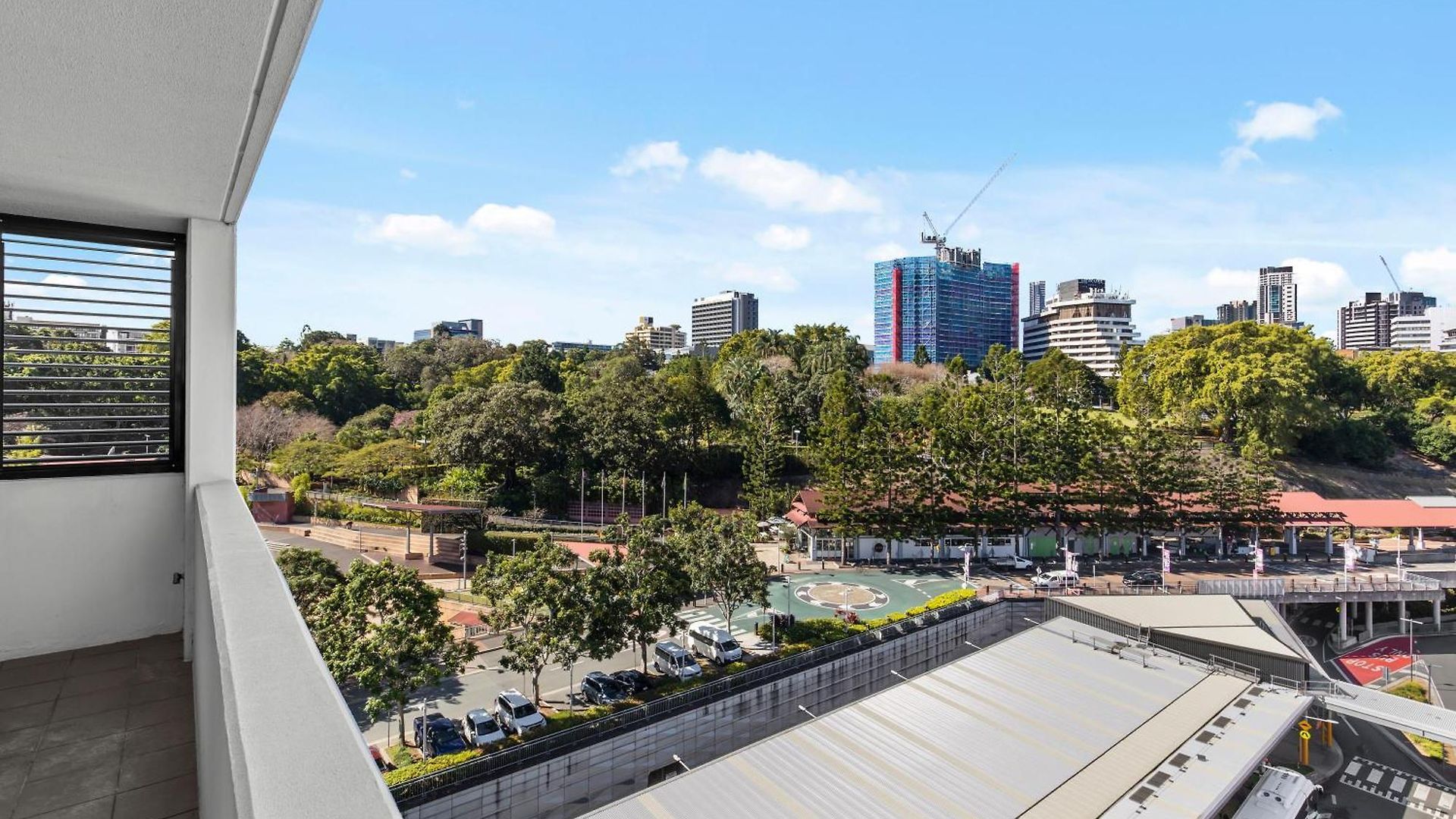 Stylish 3br - Huge Park On Doorstep - 5 Min To Cbd Apartment Brisbane