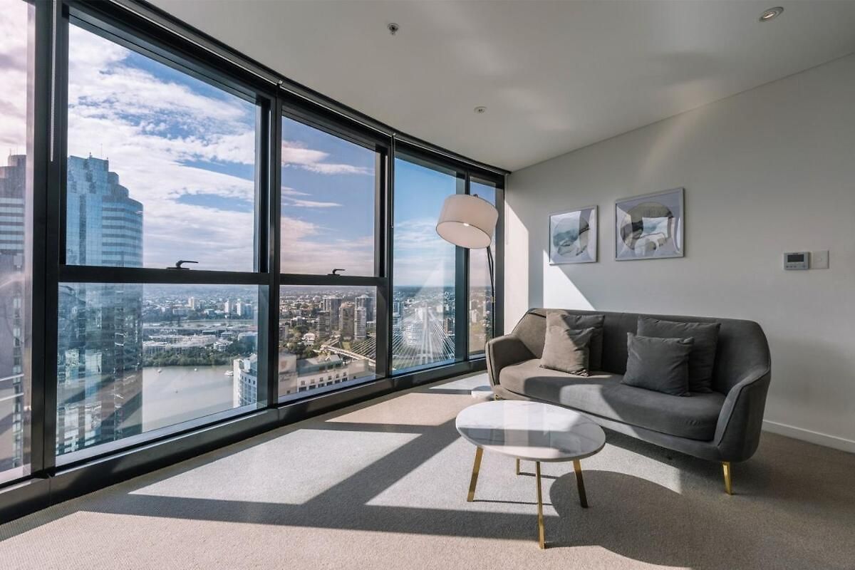 Amazing & River Views Level 37th Skytower&free Parking Apartment *