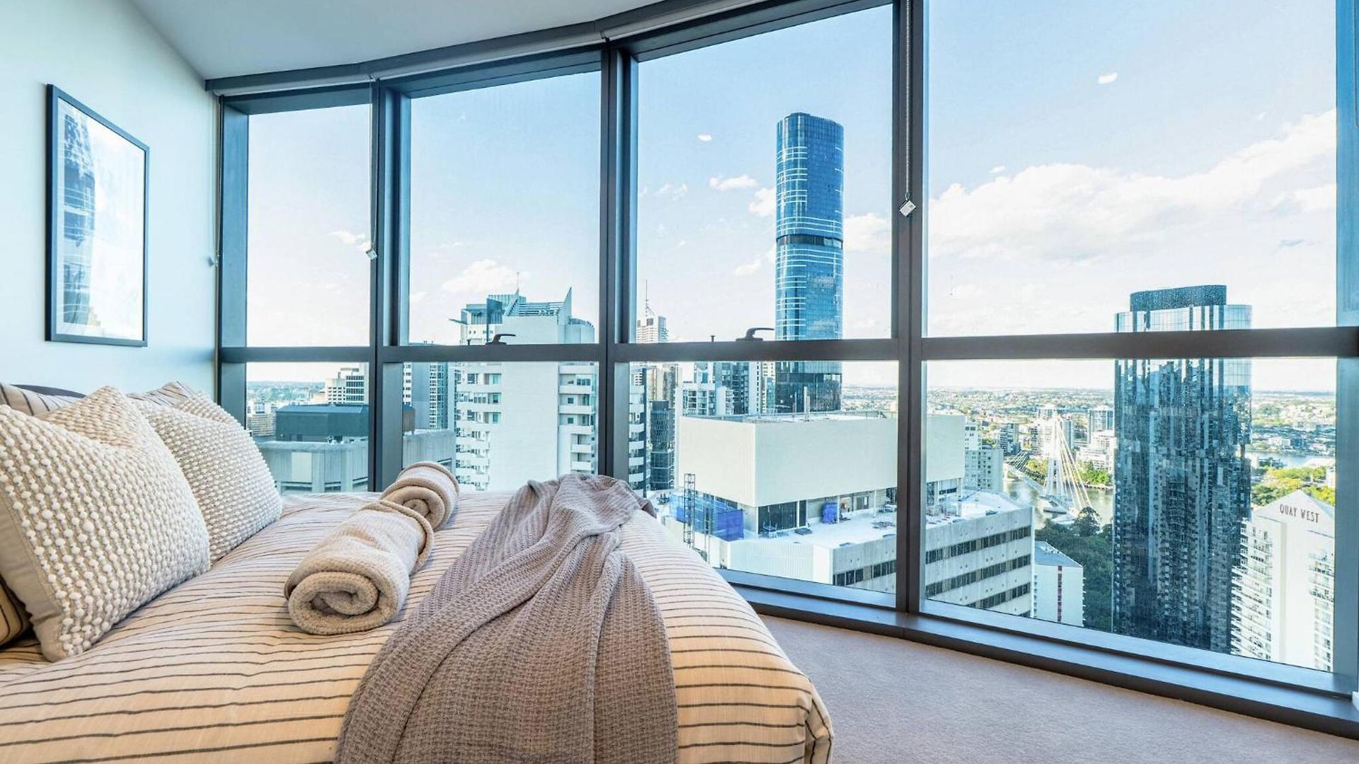 Apartment 3br In Queen's Wharf - Level 29 With And Panoramic Views *