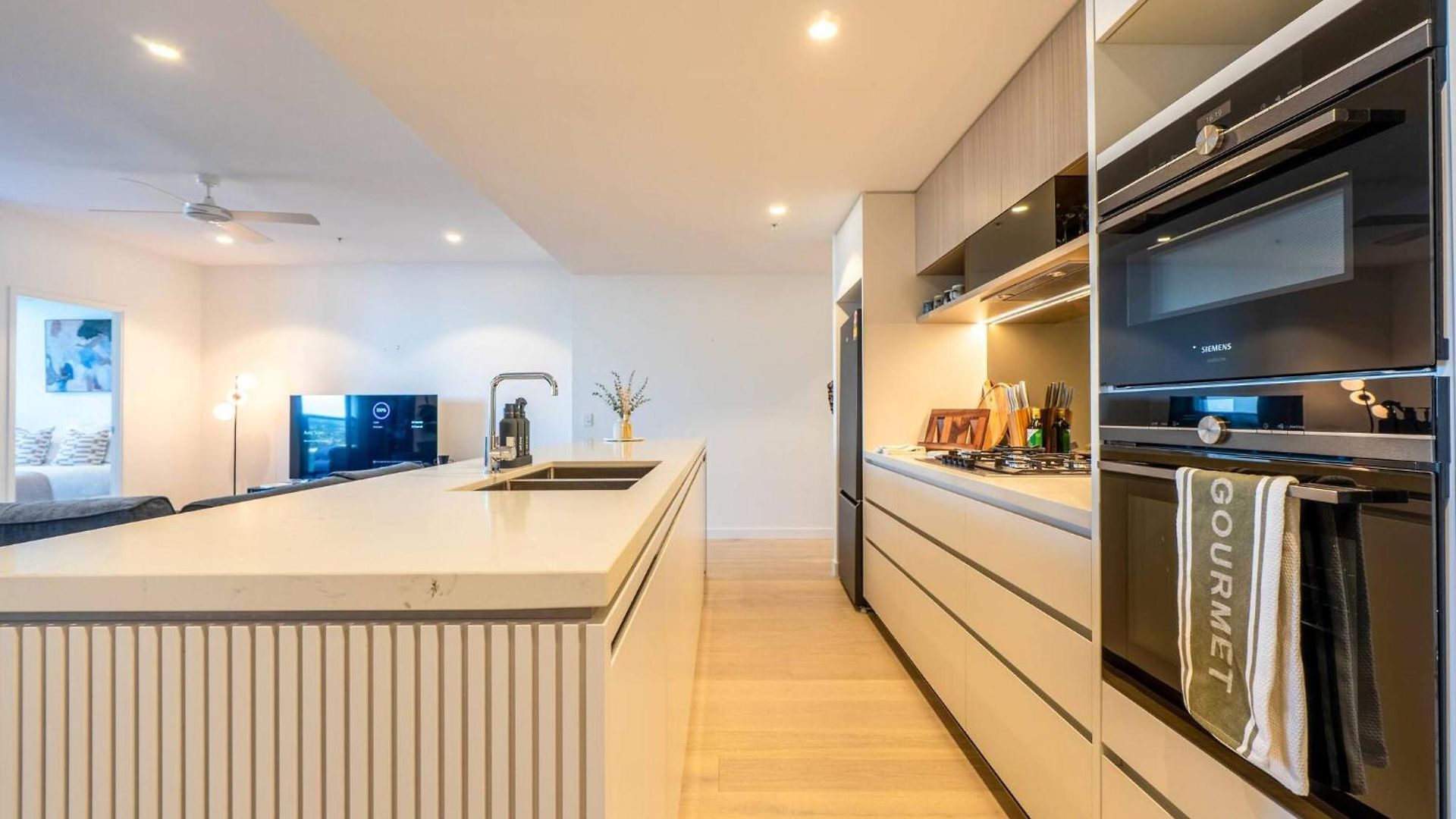 Apartment 3br In Queen's Wharf - Level 29 With And Panoramic Views
