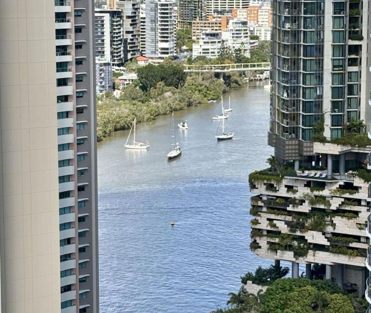 Apartment Indigescapes River Views Sleeps 6 Includes Carpark Brisbane