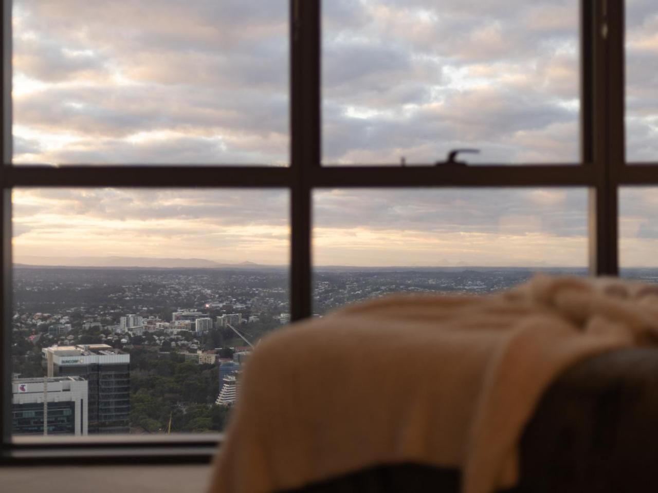 Level 56 Cbds Luxurious 5 Star Exp Apartment *