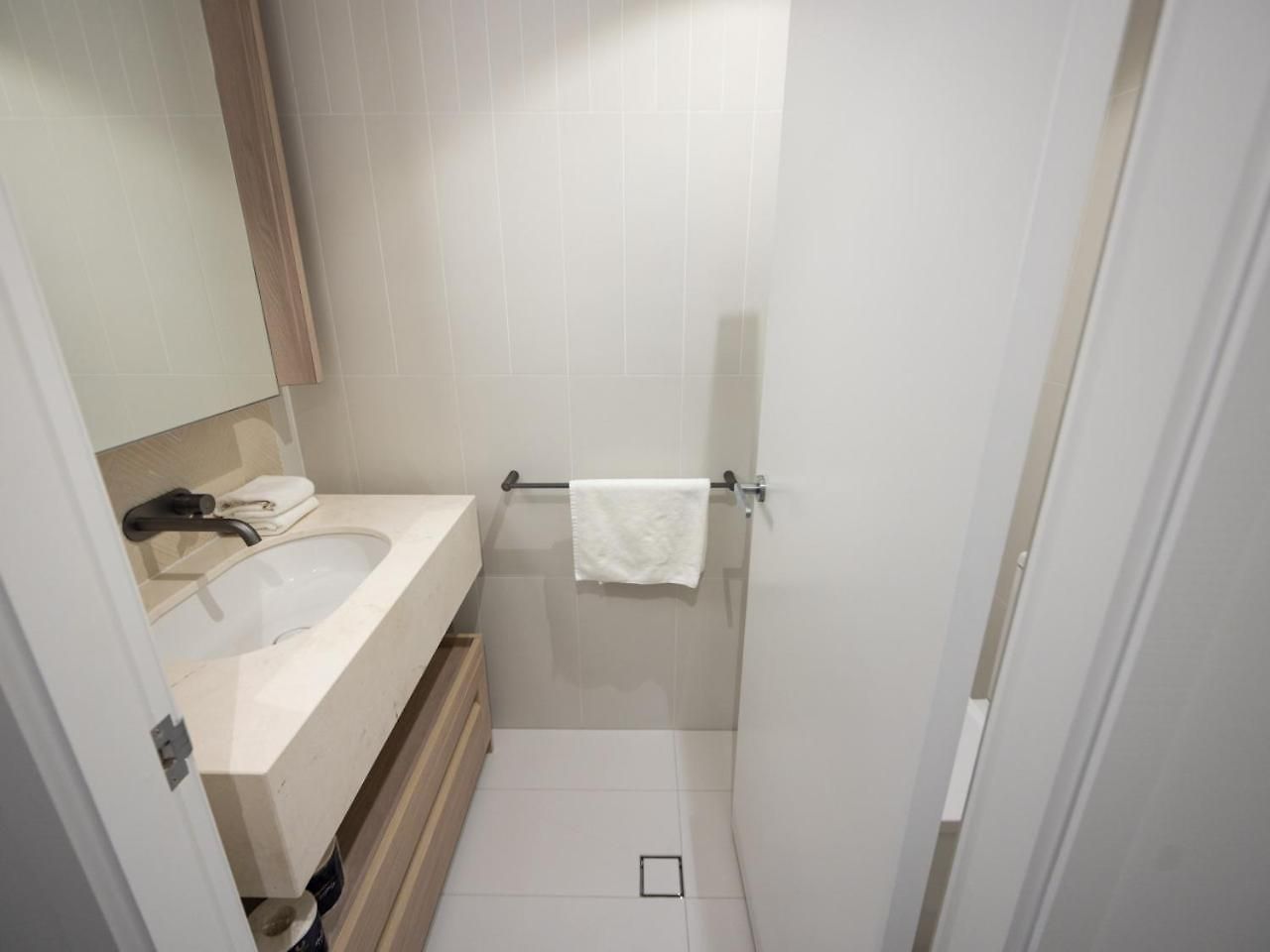Level 56 Cbds Luxurious 5 Star Exp Apartment Brisbane