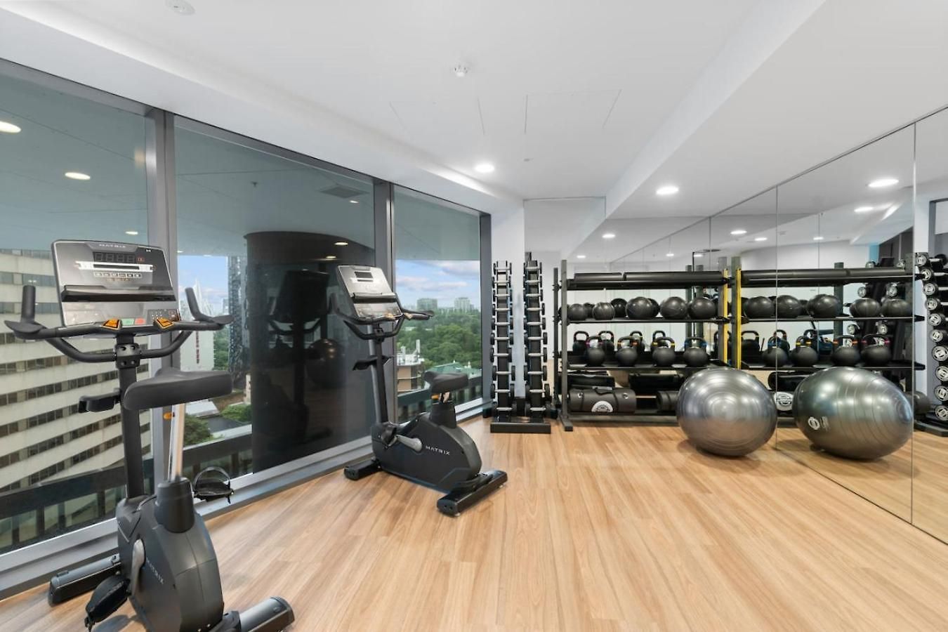 Level 56 Cbds Luxurious 5 Star Exp *