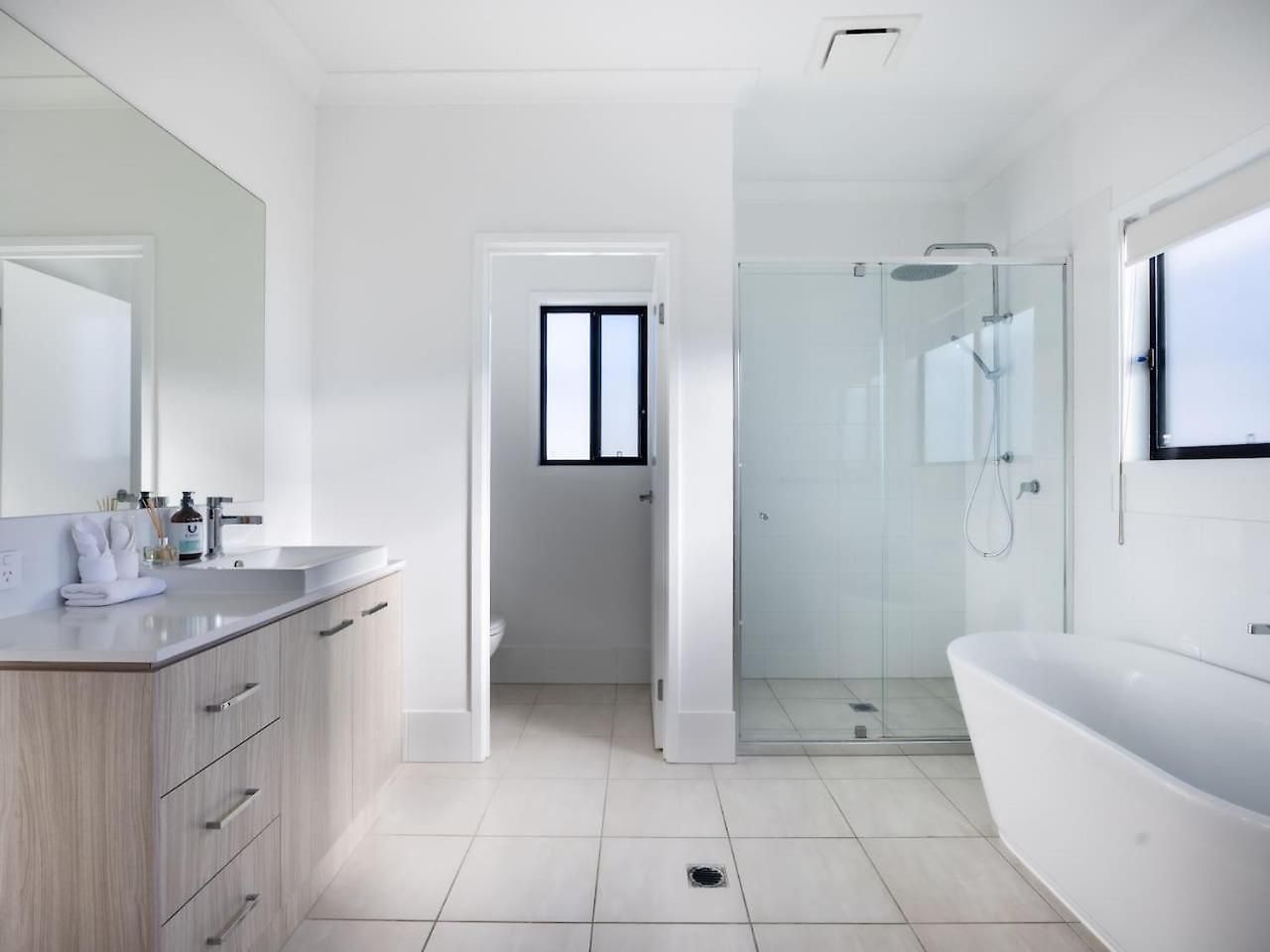 Grand Luxe Oasis Prime Location Balcony And Patio * Brisbane