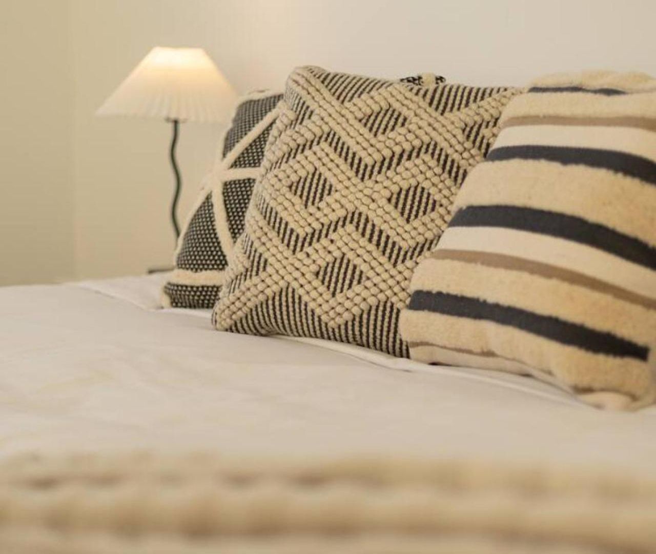 Grand Luxe Oasis Prime Location Balcony And Patio Brisbane